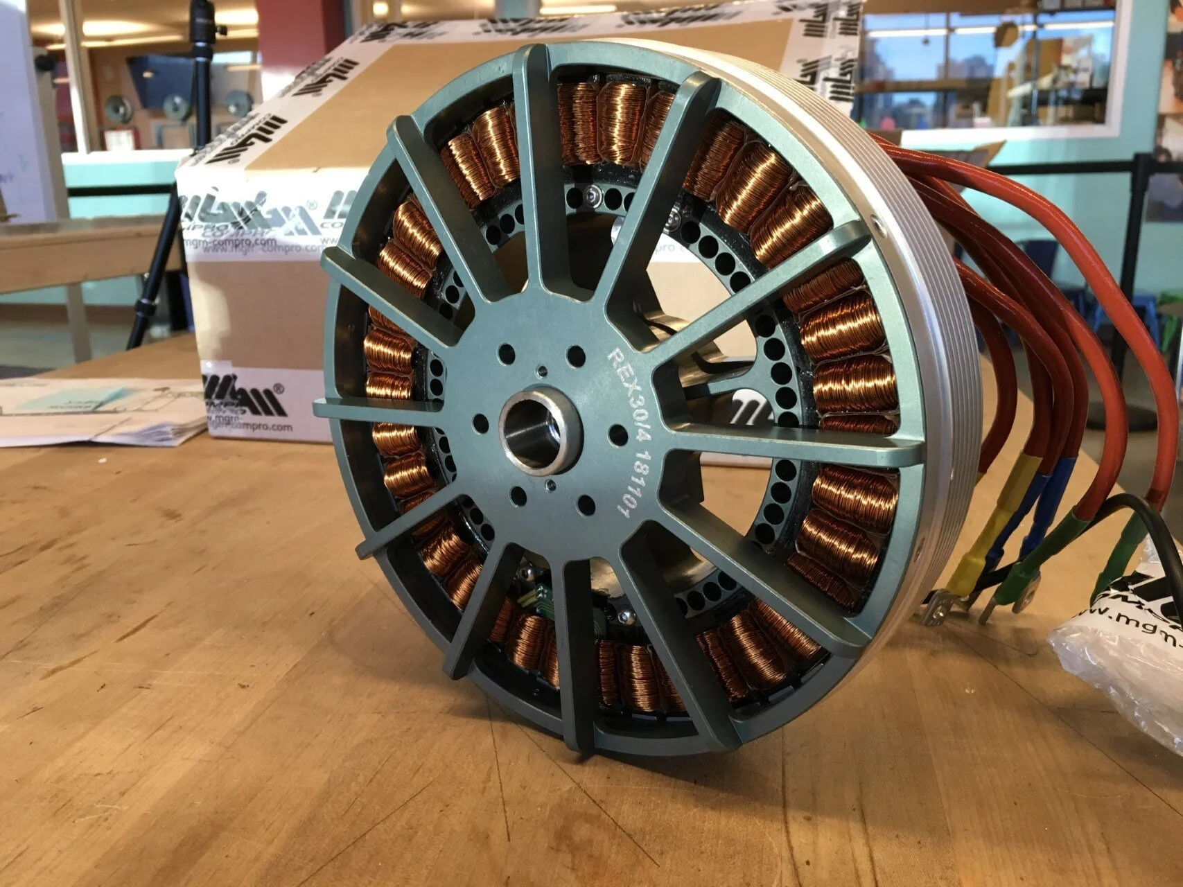   The REX 30 motor has a diameter of 205 mm and a height of 46 mm.  