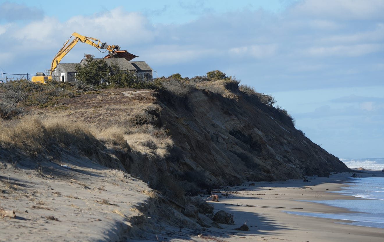 Bartlett House Demolition