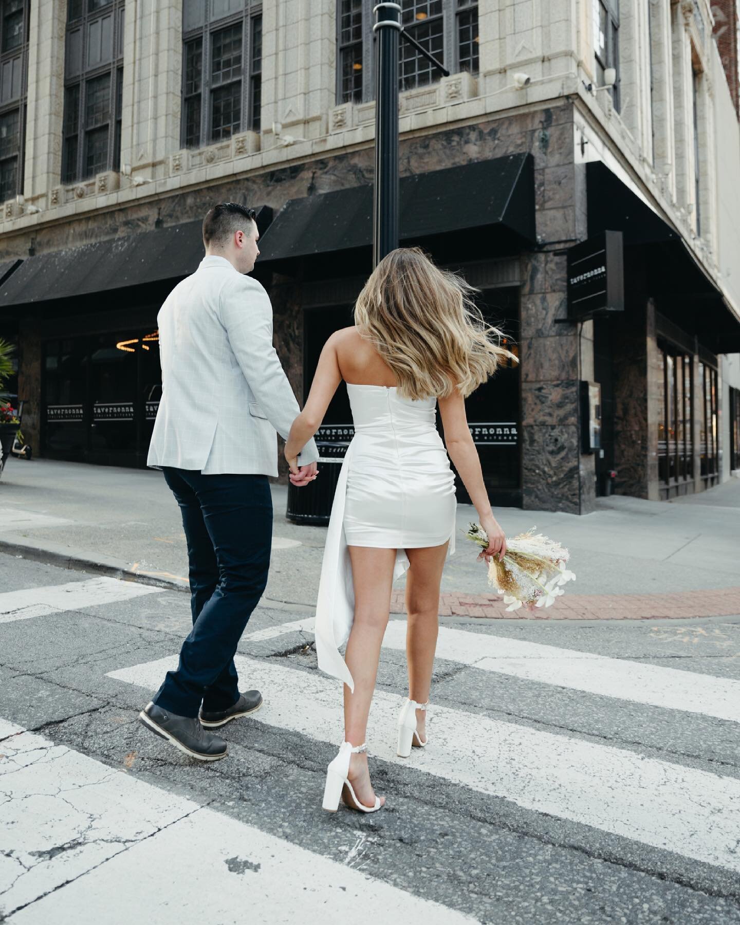 When shooting in the city, it feels like there isn&rsquo;t a moment when you stop shooting 😂
Engagement session with @asiarodriguezzz this past weekend 

.
.
.

#kcphotographer #missouriphotographer #missouriweddingphotographer #kansascityphotograph