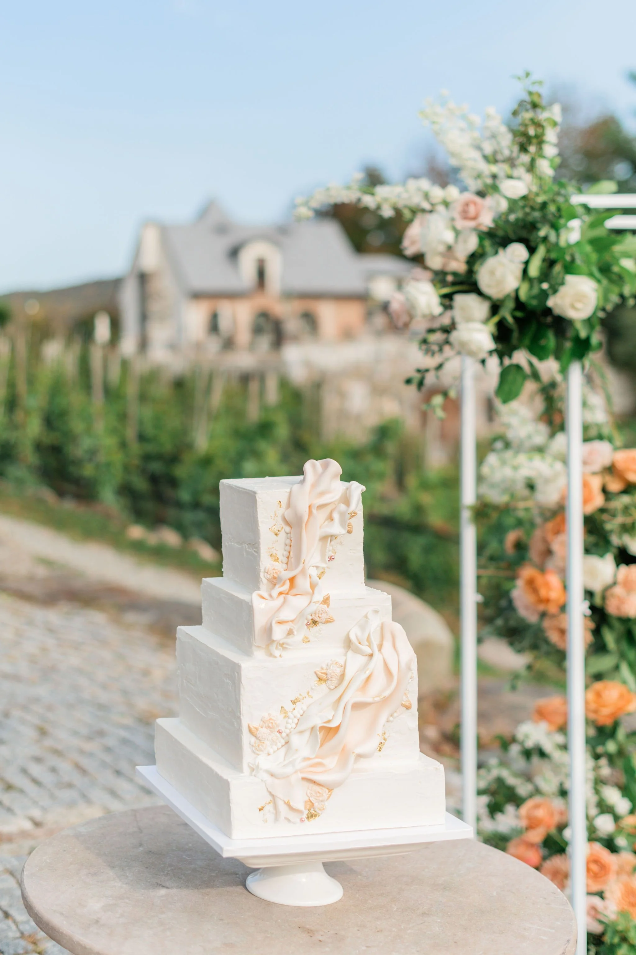 Laura Gelfged x Le Château Saint-Agnès