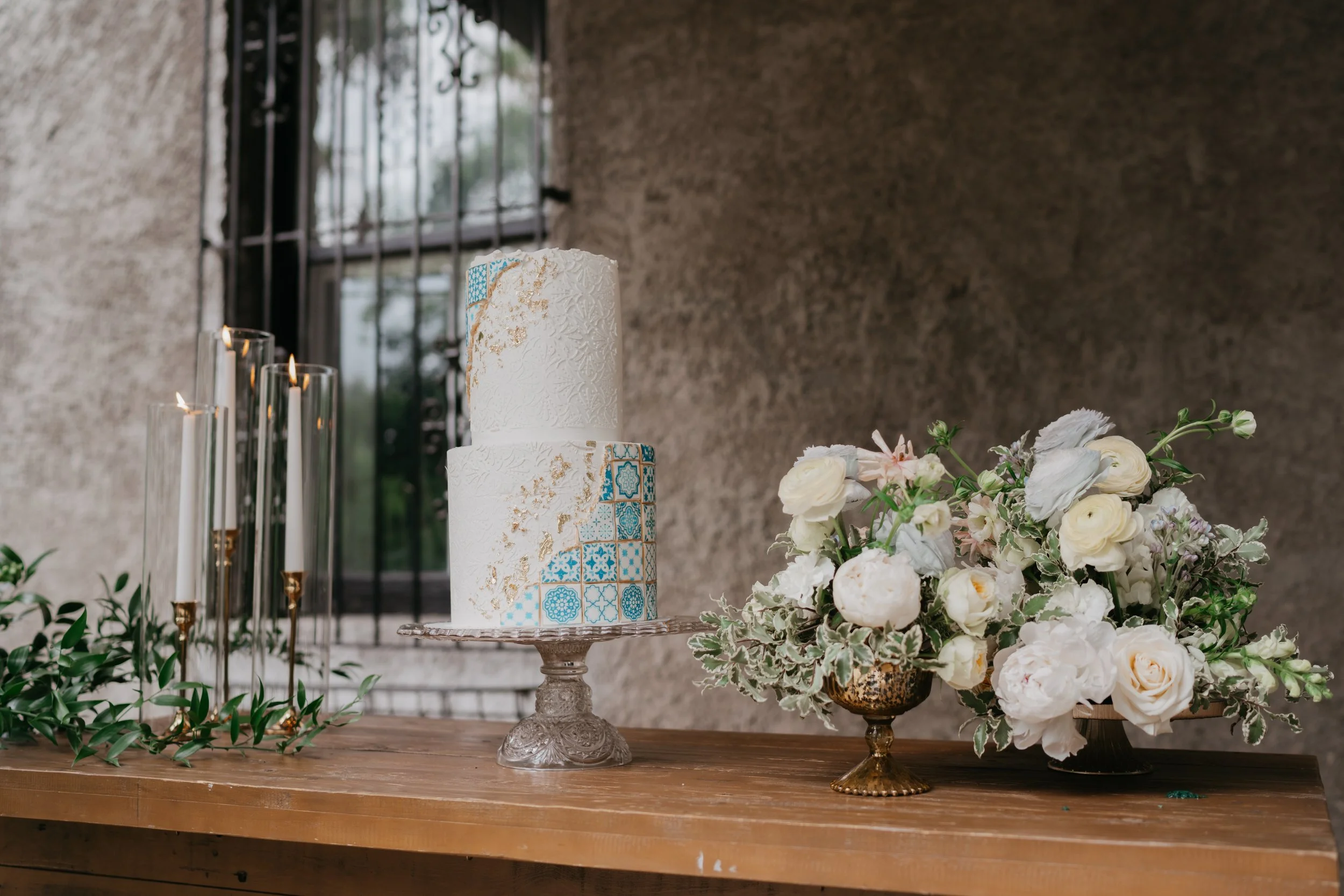 Majolica Photos x Le Café de l'horloge