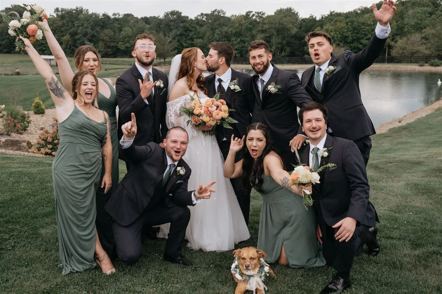 Your wedding party should absolutely match your energy 🤩🤍✨

The hype, the chaos, the bouquets in the air&hellip; and of course the VIP pup front and center 🐾

If you&rsquo;re looking for a venue where the views are beautiful, the vibes are fun, an