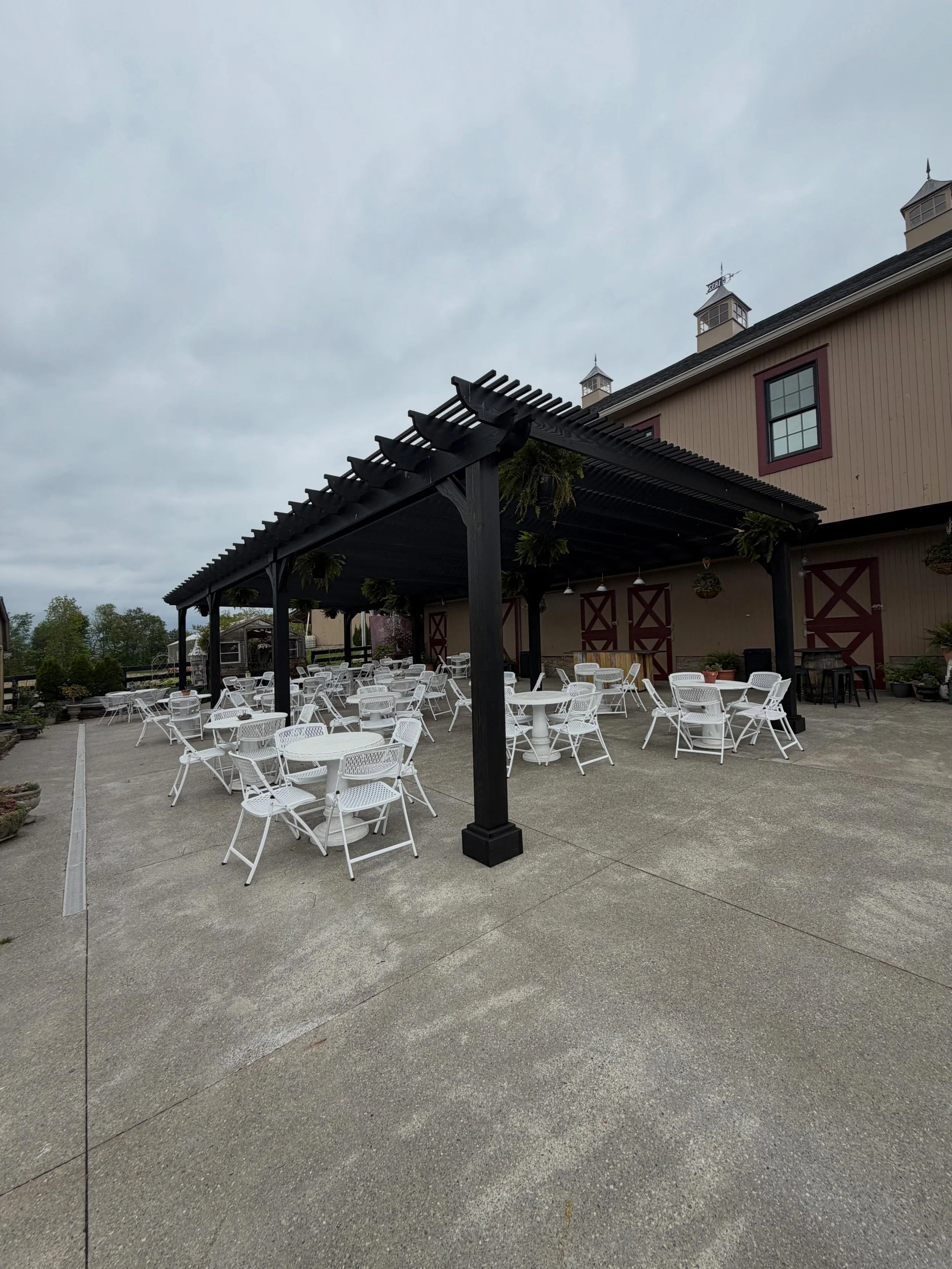 Just incase you forgot - we have a fresh new patio setup 🤍 
Updated with garden cocktail tables, cozy pergola coverage, extra greenery, and the perfect space for celebrating your love. 
And as always, a couple peacocks 🦚 ✨
Come see it for yourself 