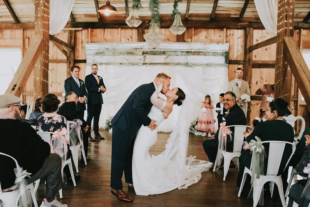 Because Ohio weather likes to keep couples on their toes 😅☁️☀️🌧️

One thing couples love about Peacock Ridge?
Having beautiful indoor AND outdoor ceremony options without sacrificing the vibe either way 🤍✨

Rain plan stress = minimized

Book a tou