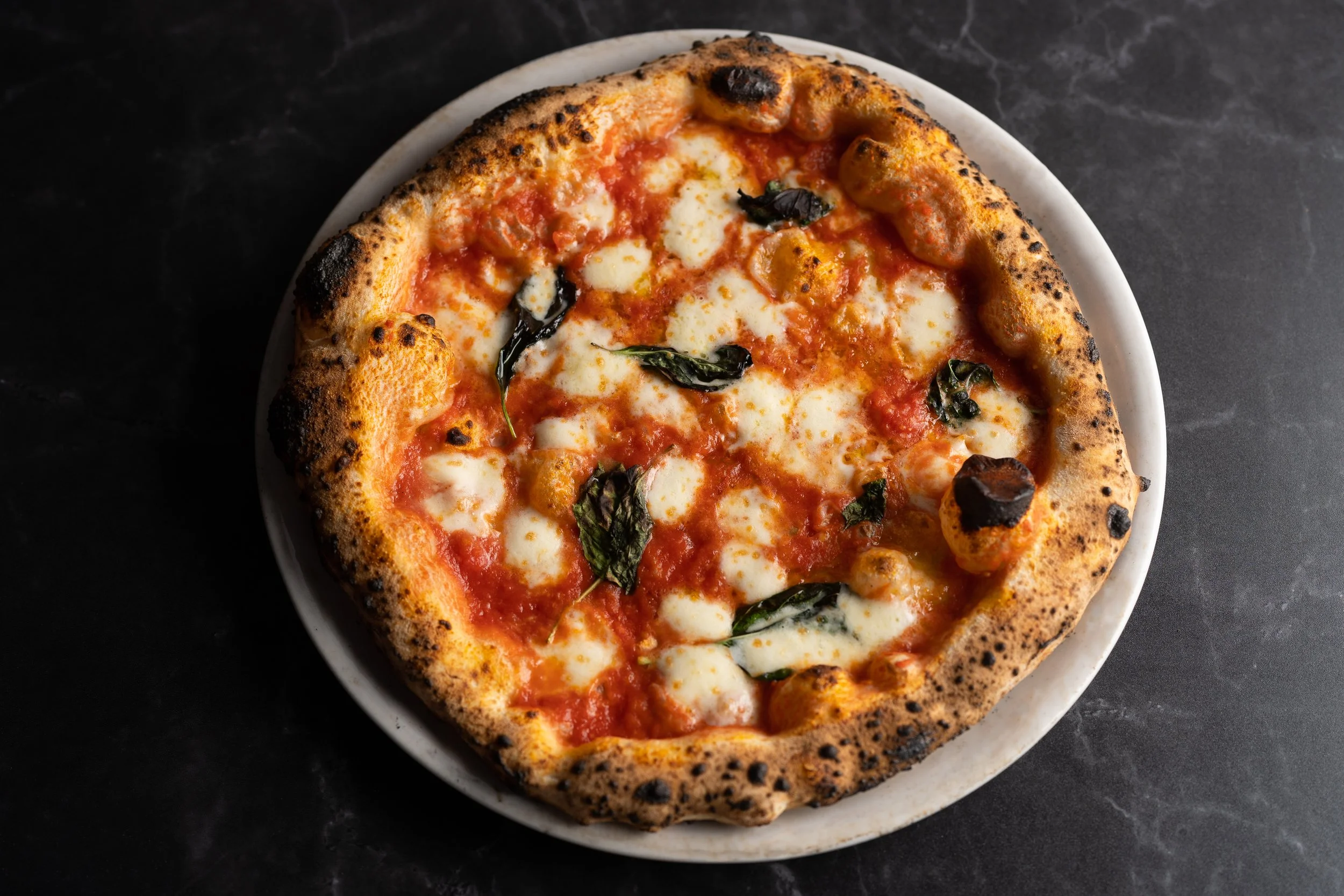 Bavaros_Pizza_Margherita_3.jpg
