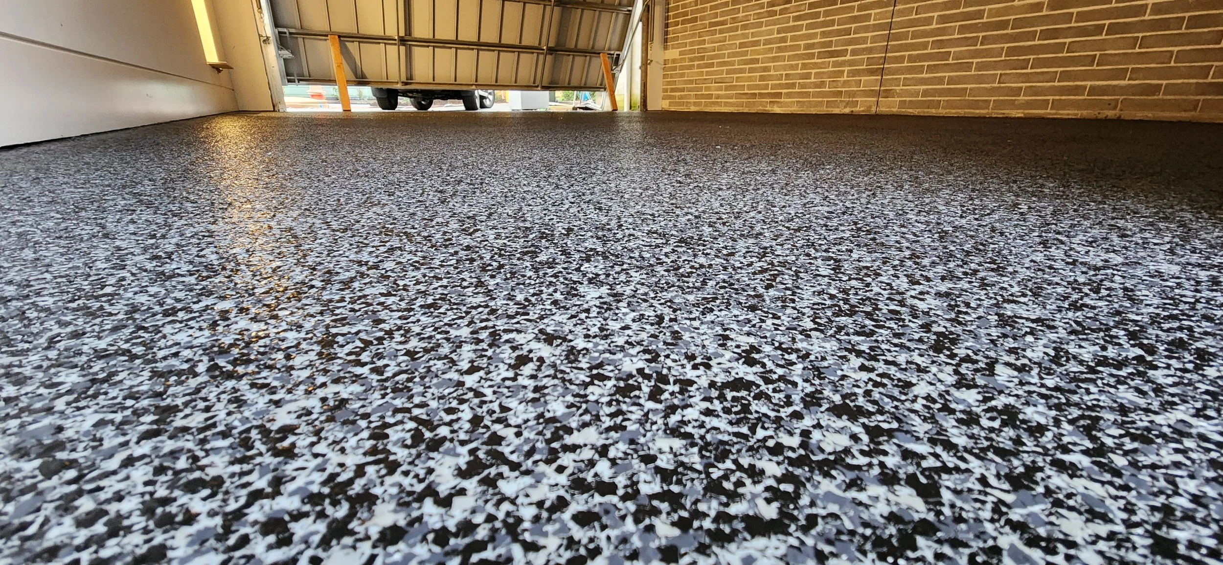 Salt and Pepper Flake Flooring Garage