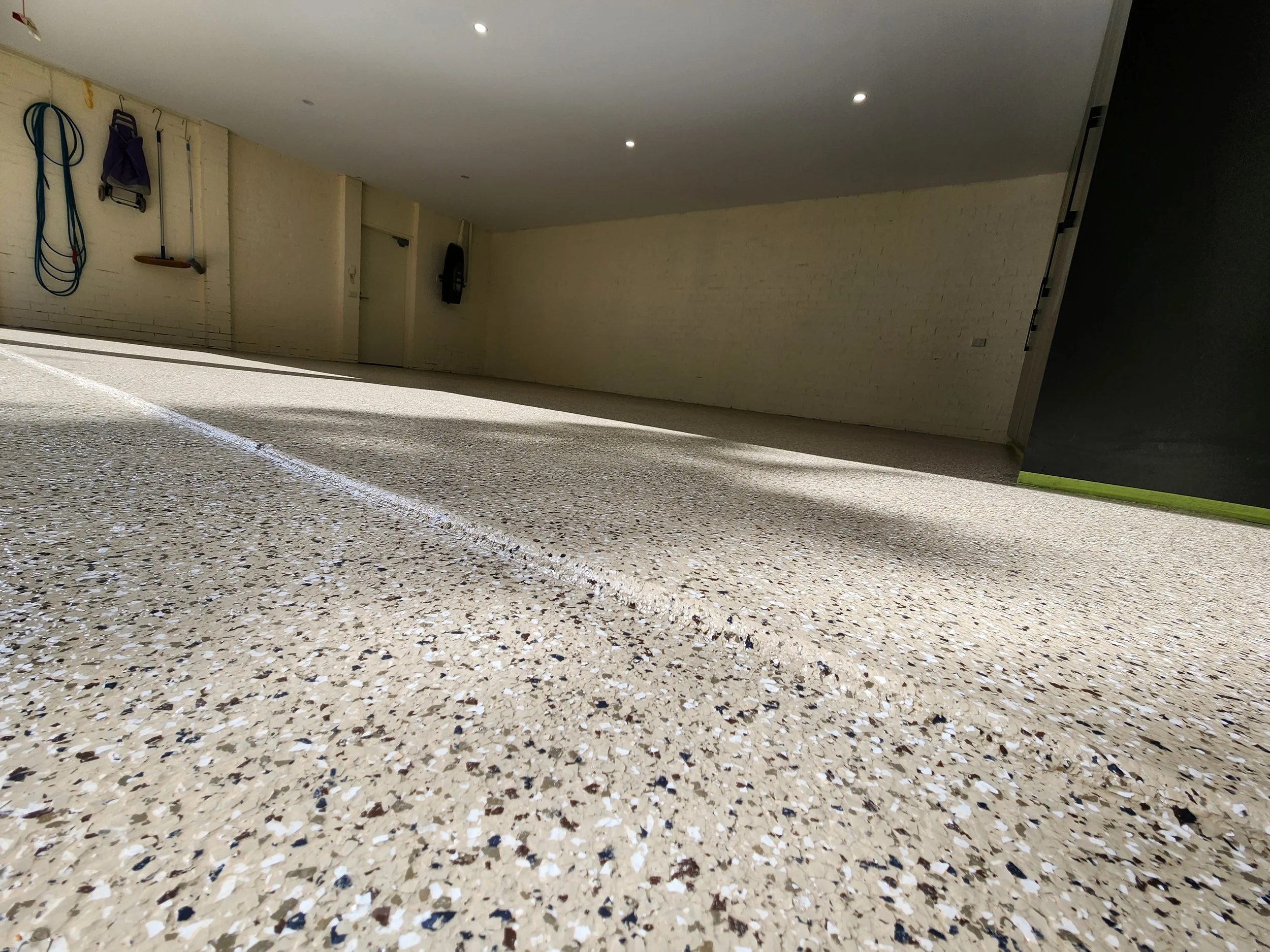 Beige Flake Flooring Garage 2