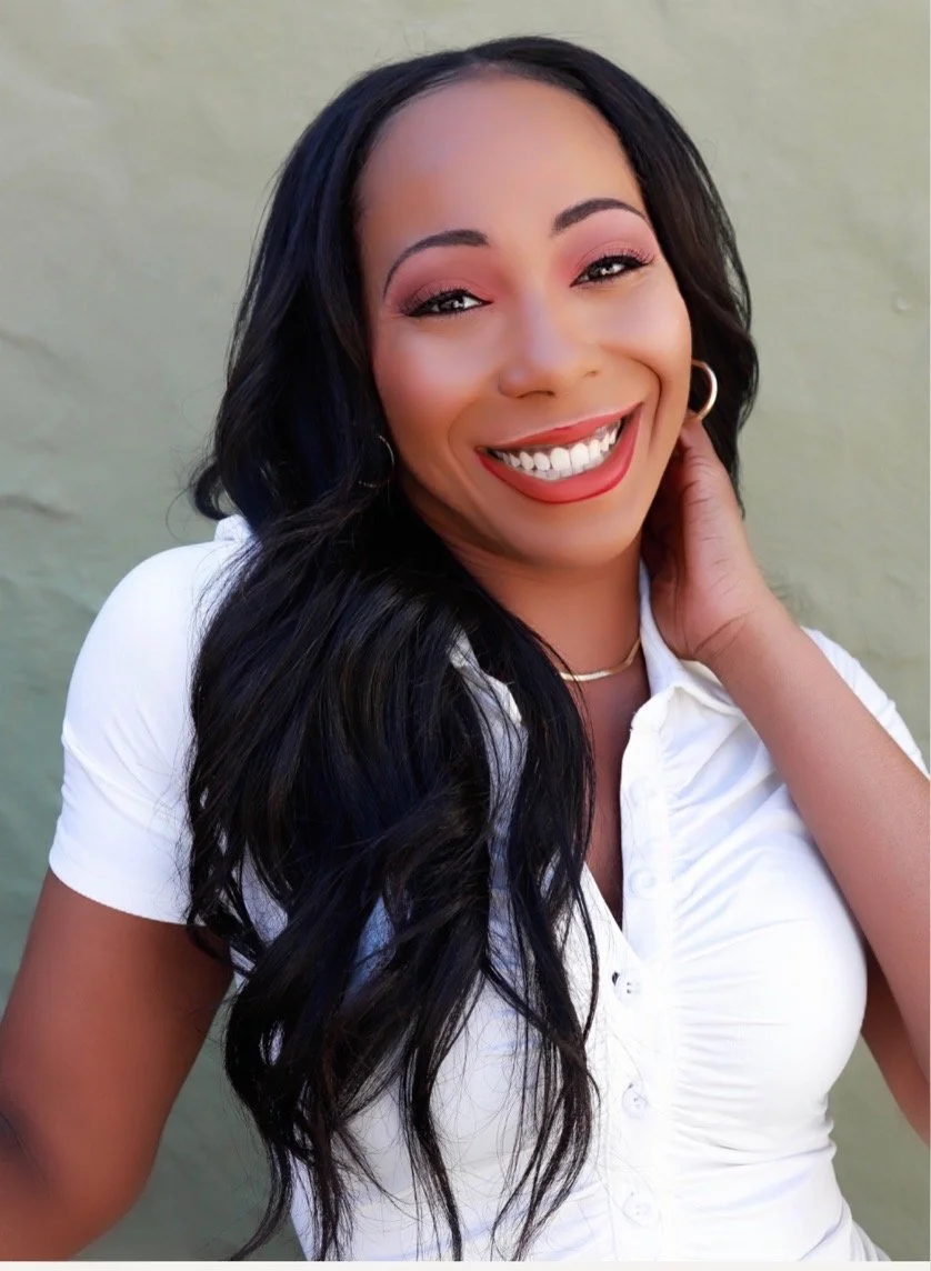 Facetune_06-04-2023-23-40-47 3.JPG