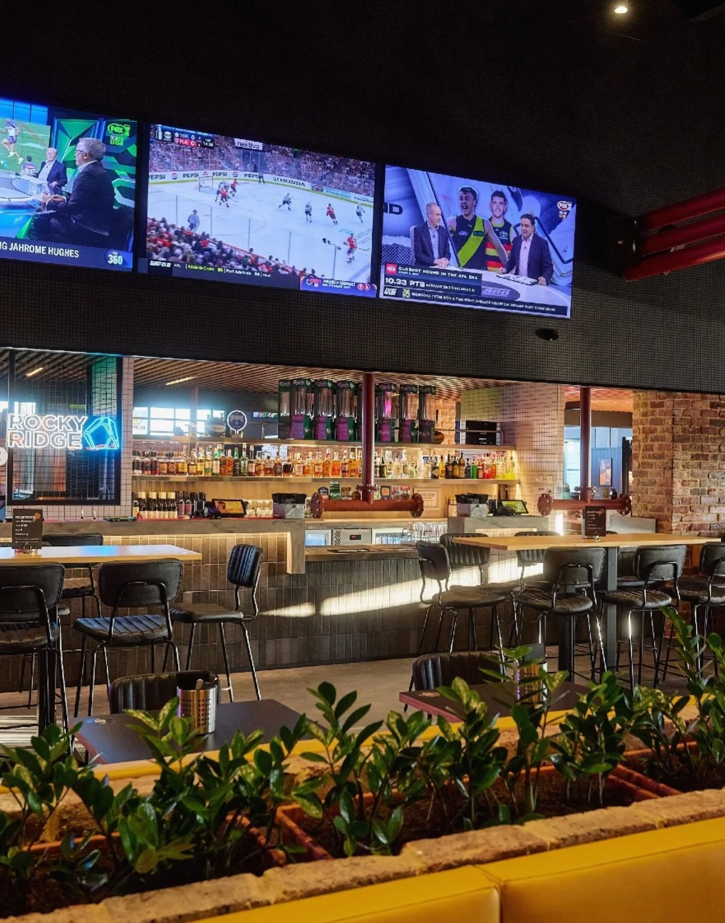 Dropped some plants in at the all new Last Slice Midland. Get around your local @lastslice_pizza @ Bunbury, Dalyellup + Midland 🍕🍻🌿 #hungryforthegame