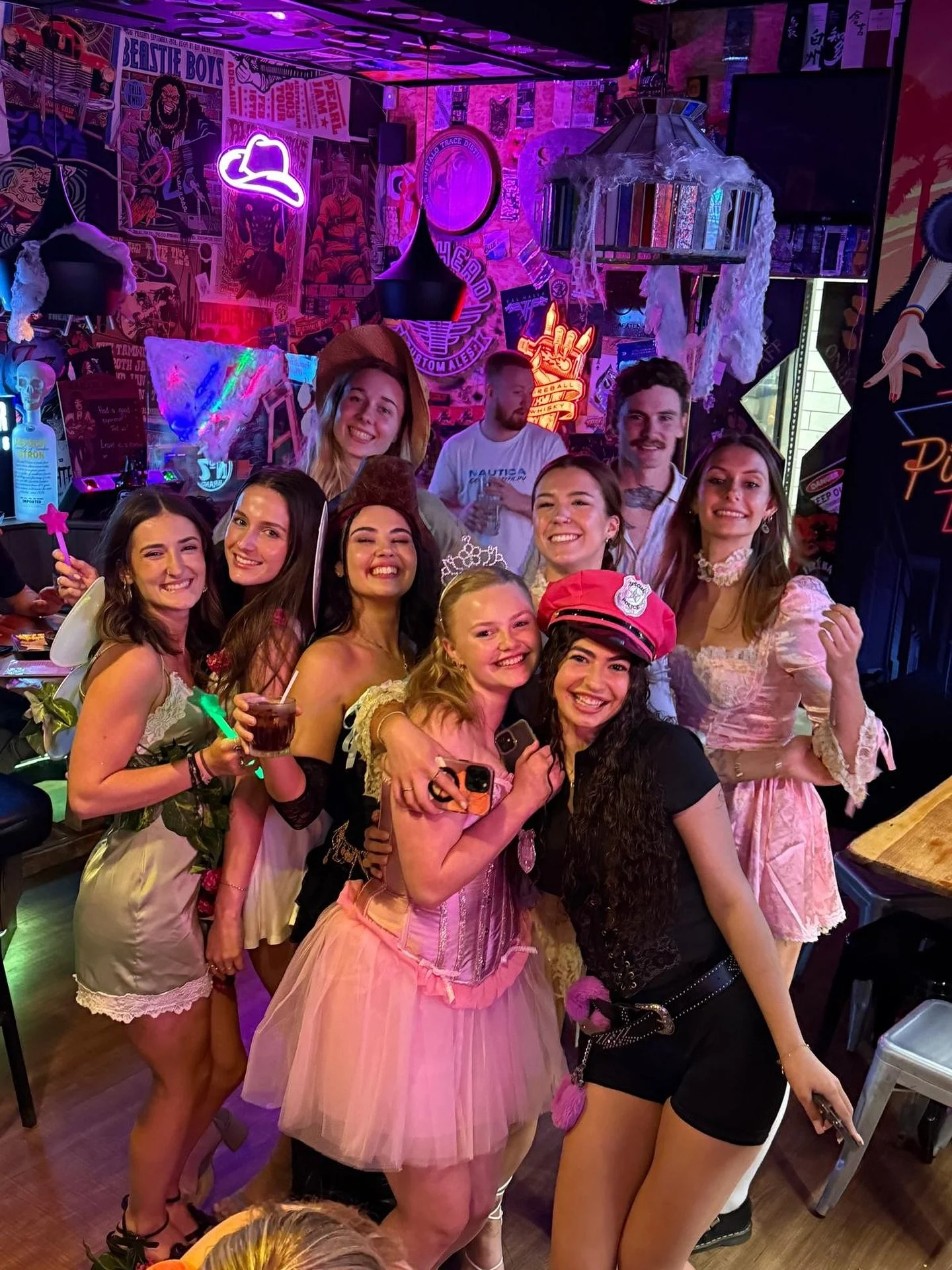 Halloween at The Pickled Bear 🎃🕸️ Costumes, chaos, and the best crew for one unforgettable night 👻 #HalloweenVibes #ThePickledBear #GoodTimes