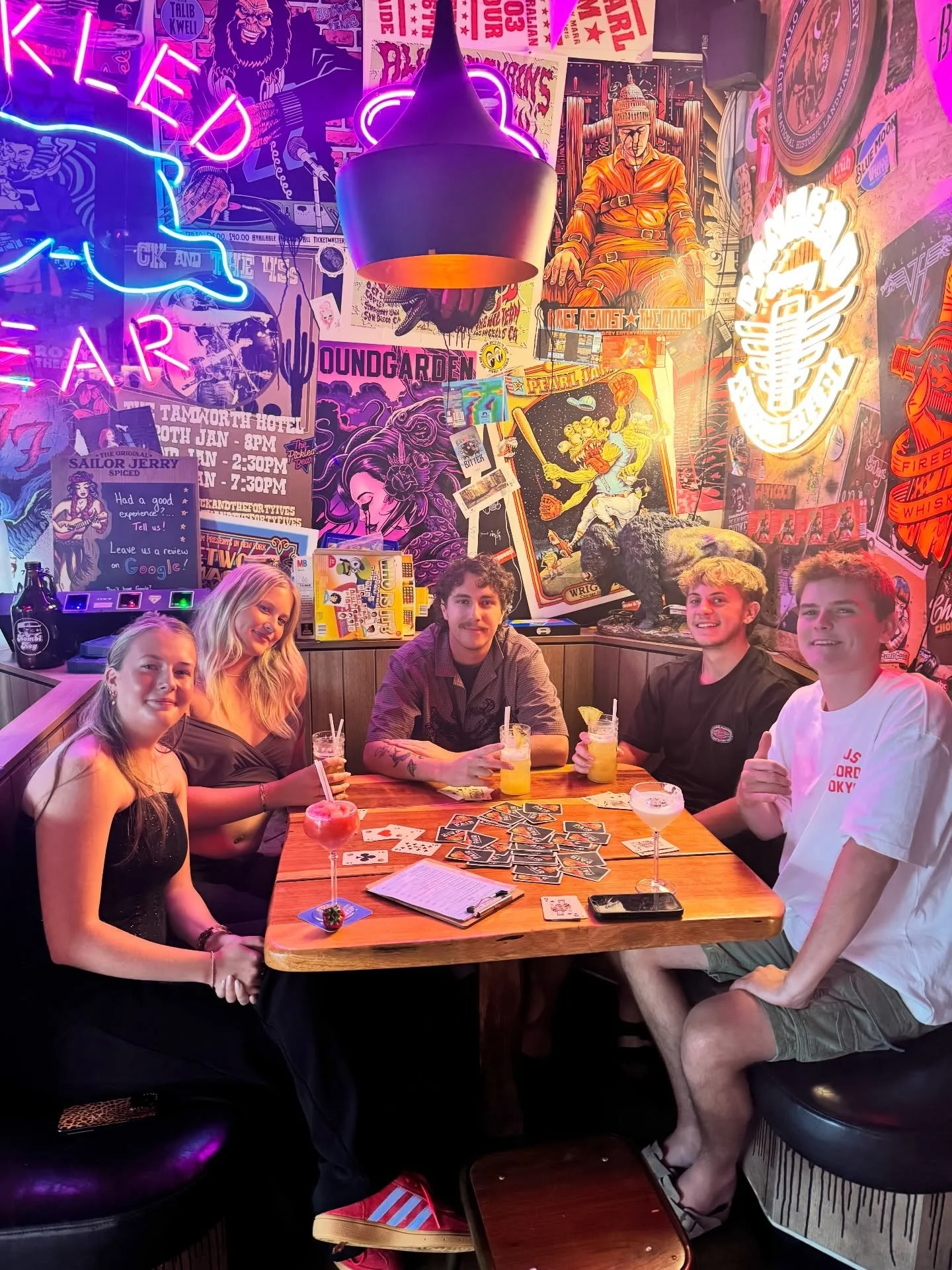 Happy Sunday! 🙌 Who stopped by to see us this week? Tag the friend you&rsquo;re bringing along to Pickled Bear next week! 🍻