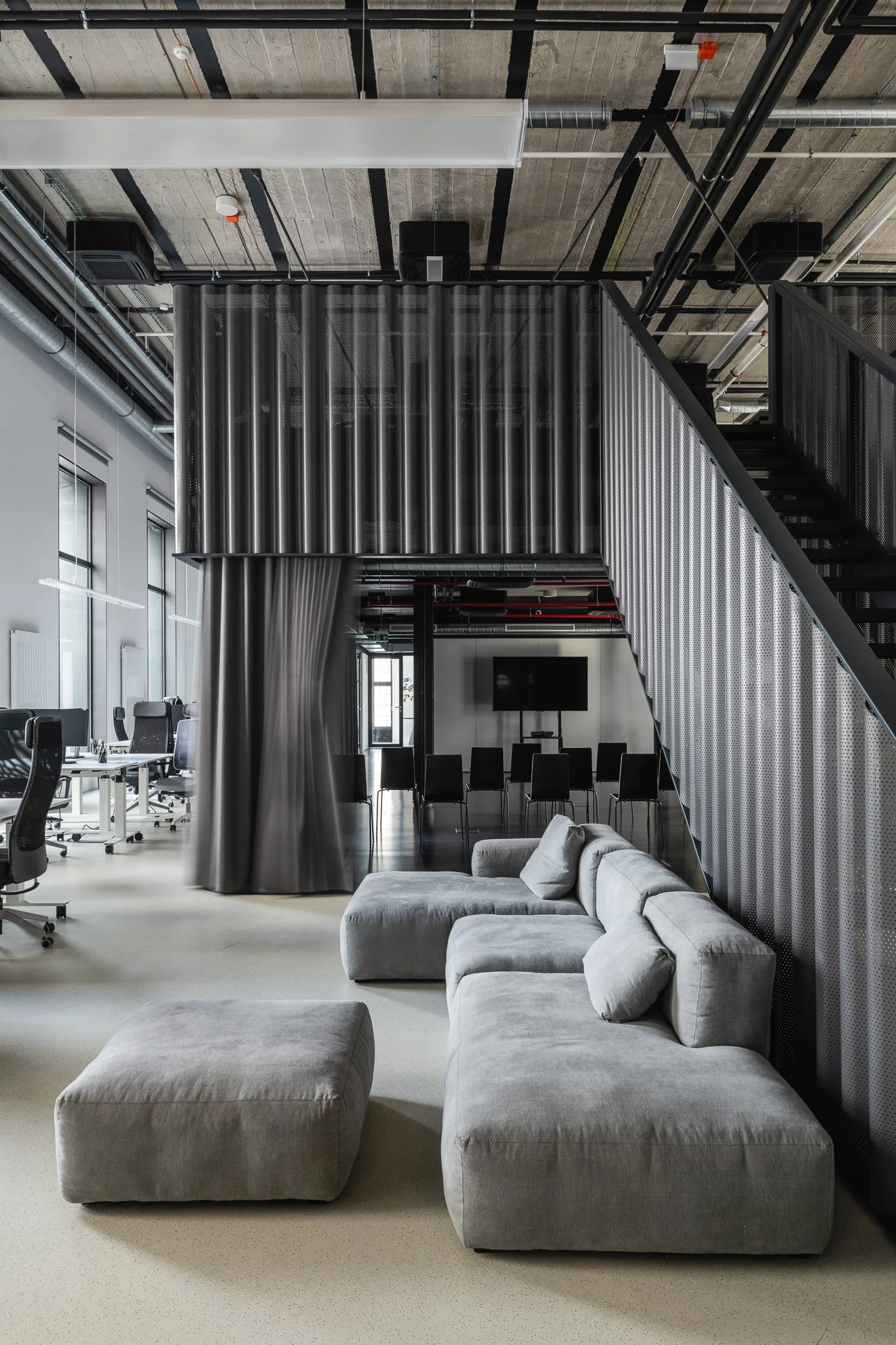 LB studio office
