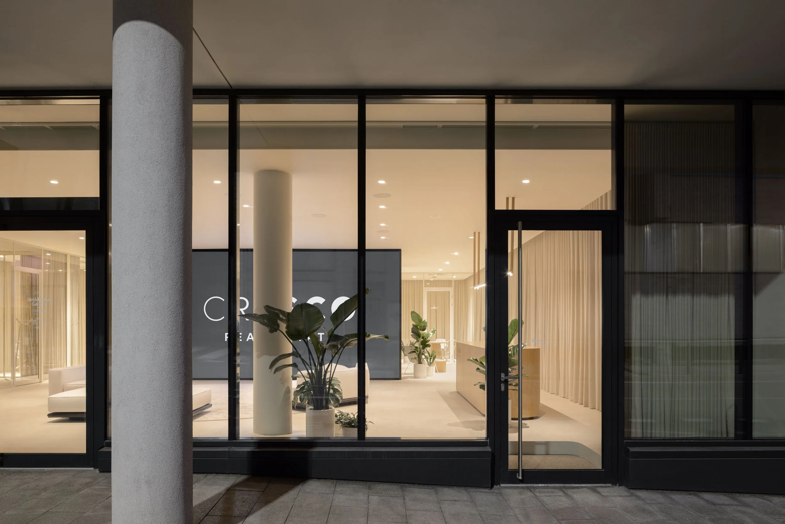 what_architects_matejhakar_L3A1200(2).jpeg