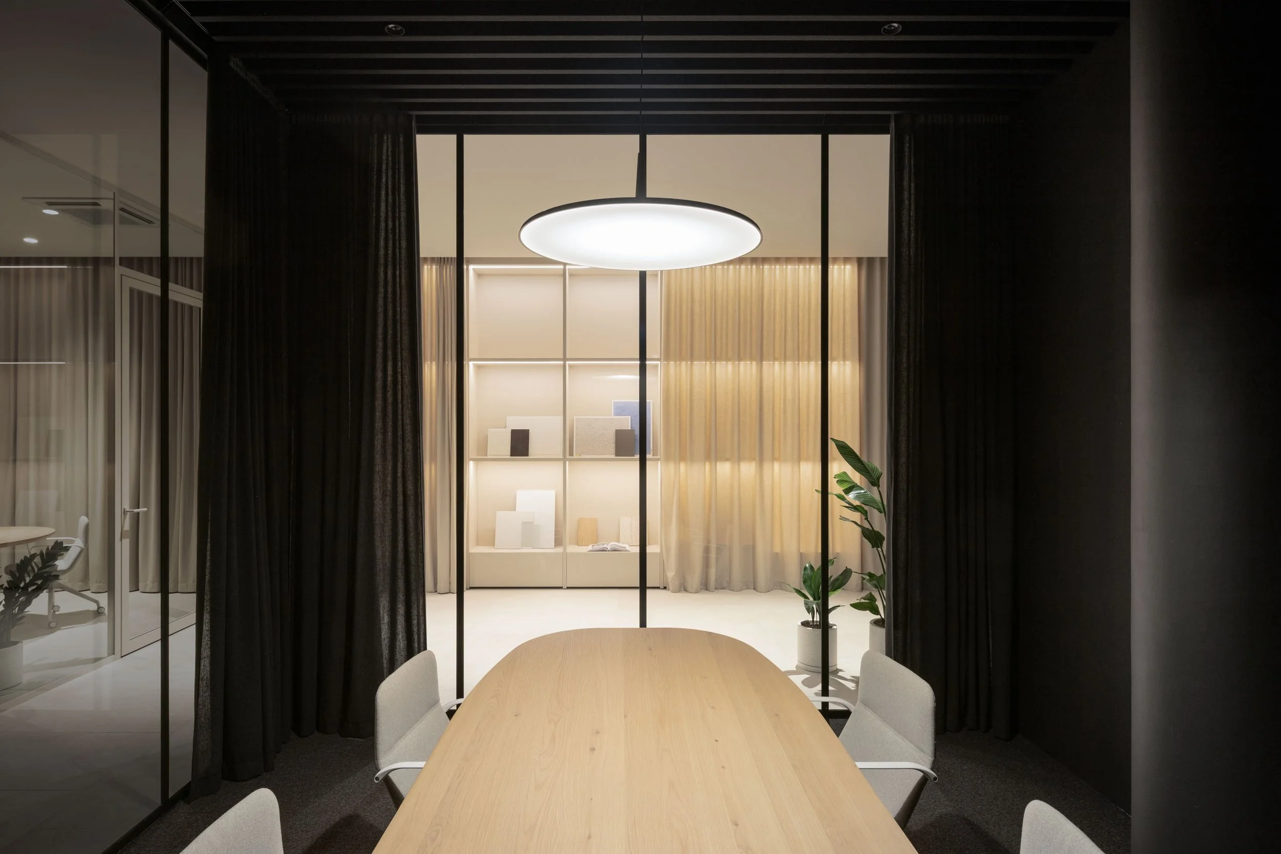 what_architects_matejhakar_L3A1186.jpeg
