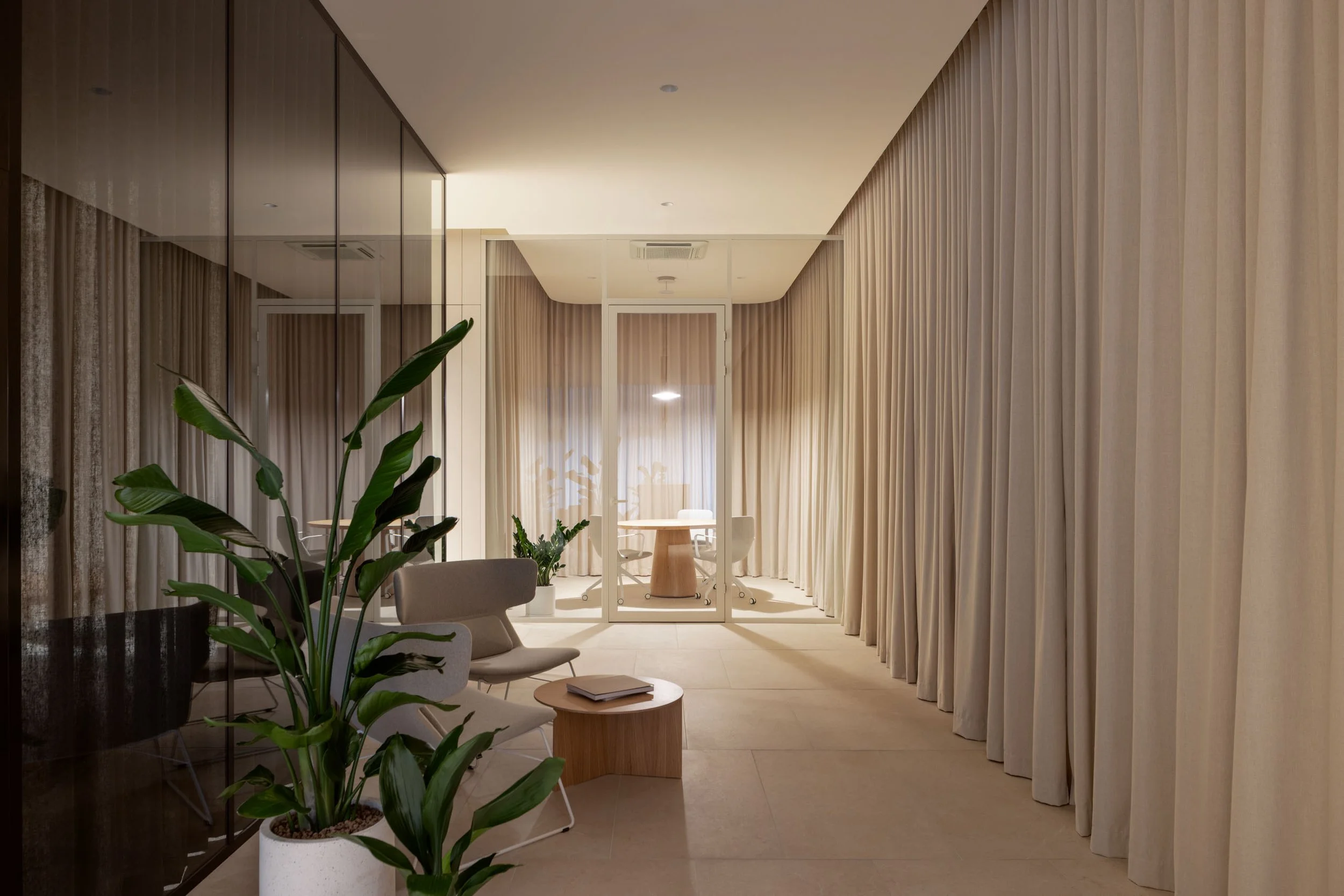 what_architects_matejhakar_L3A1149(2).jpeg