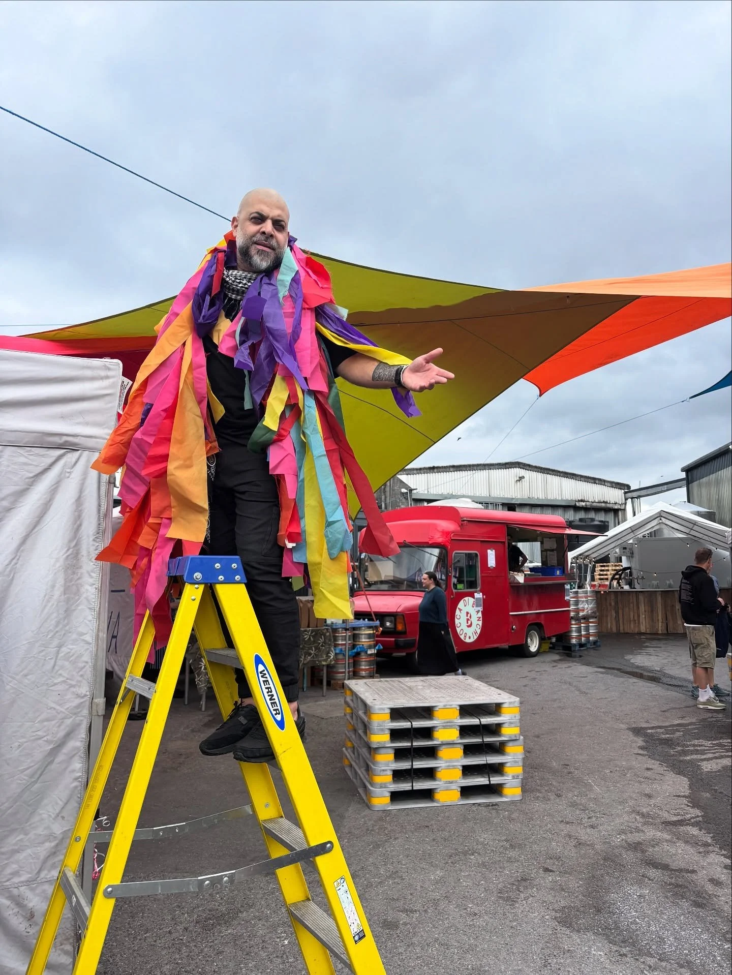 ❤️INCREDIBLE TEAM (CANTEEN) EFFORT❤️

Our fundraiser at the weekend was a huge success due to the generosity of our Bristol friends &amp; family volunteering their time &amp; giving so much to help us achieve our goal ✨ it felt like such a positive d