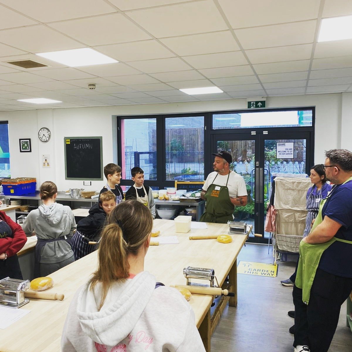 We were thrilled to support @91waysglobalcity and their brilliant food project with @youthmovesbristol at @squarefoodfoundation, where our very own Chef Ben Harvey from @bianchisgroup led a hands-on pasta masterclass for a group of enthusiastic young