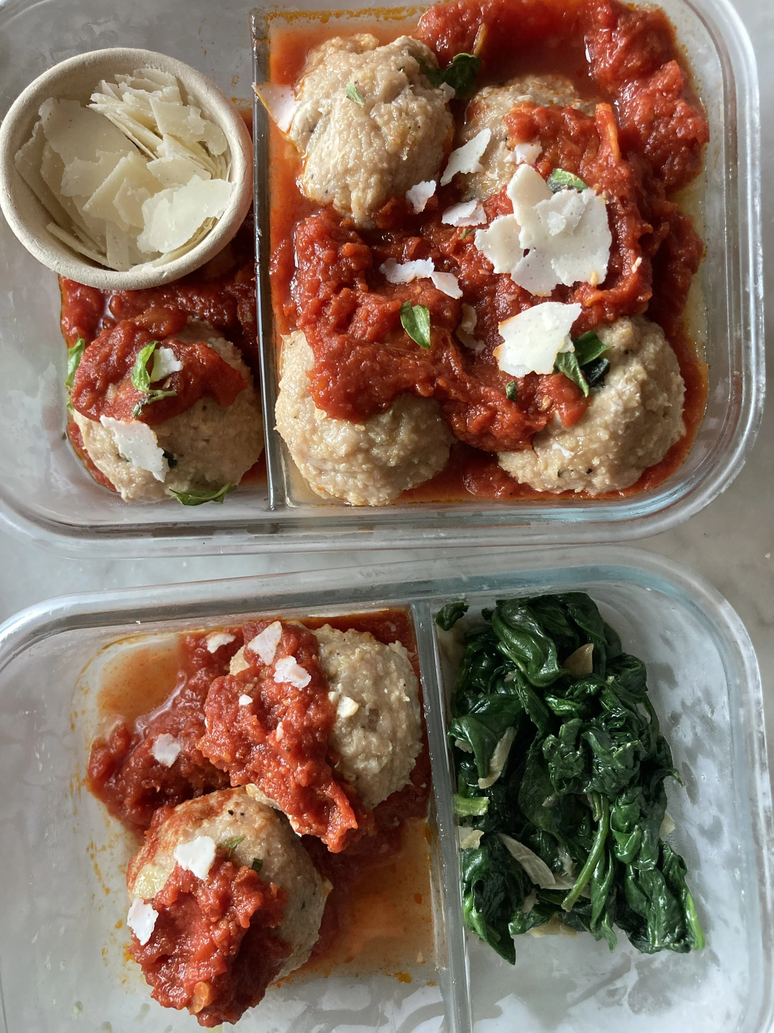 turkey meatball with marinara and spinach 