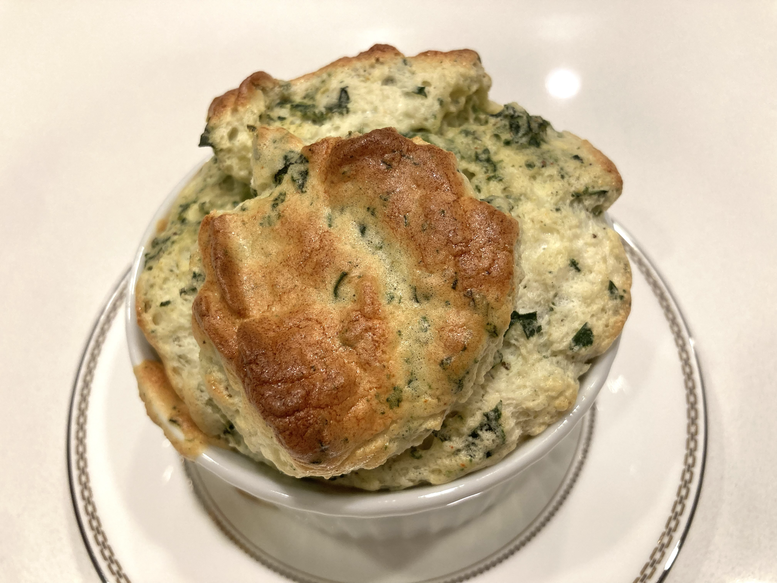 spinach goat cheese soufflé (vegetarian + low sodium)