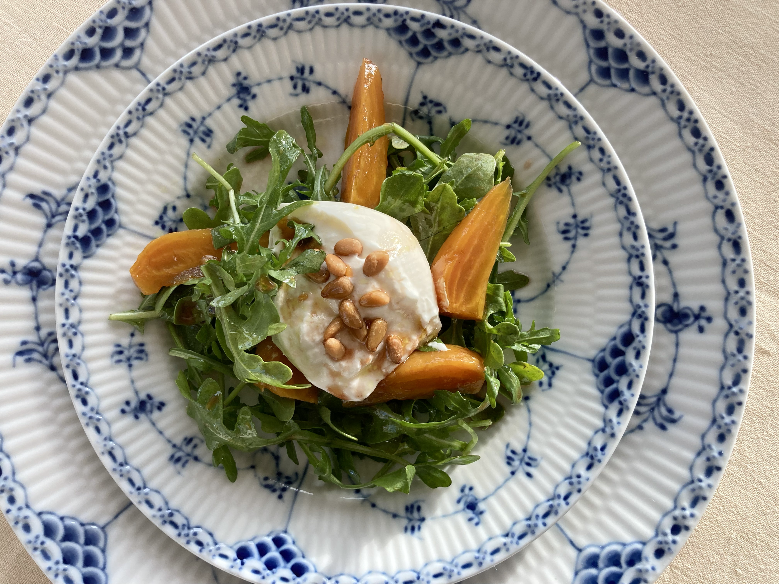 burrata wild arugula persimmon pine nuts (vegetarian + low sodium)