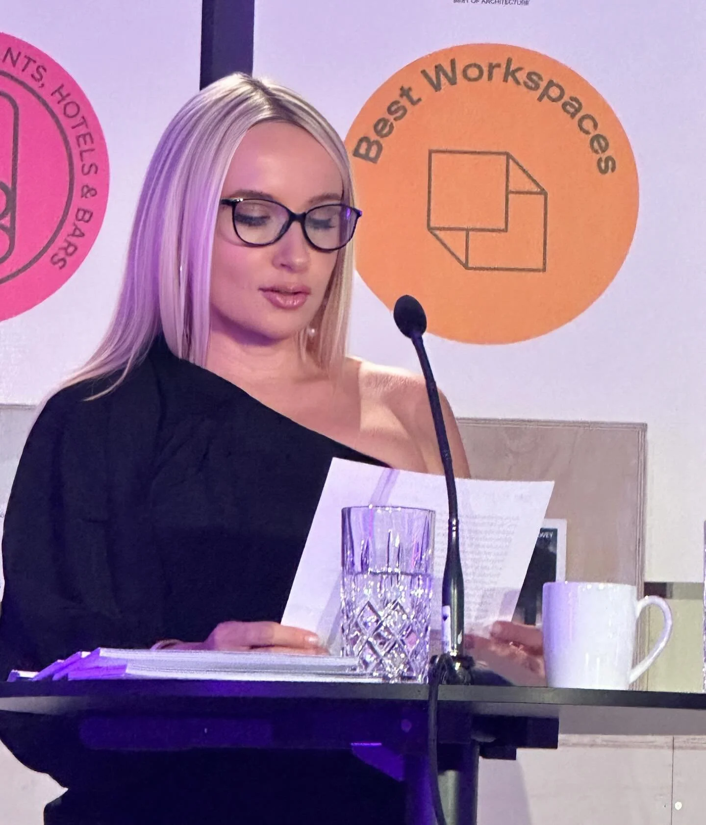 ✨ DIE SCH&Ouml;NSTEN RESTAURANTS, HOTELS UND BARS 2024 SIND GEK&Uuml;RT! 🏆✨

Im Rahmen des grossen BEST OF ARCHITECTURE Awards in M&uuml;nchen wurden nicht nur die Gewinnerprojekte des Wettbewerbs verk&uuml;ndet, sondern auch feierlich die Auszeichn