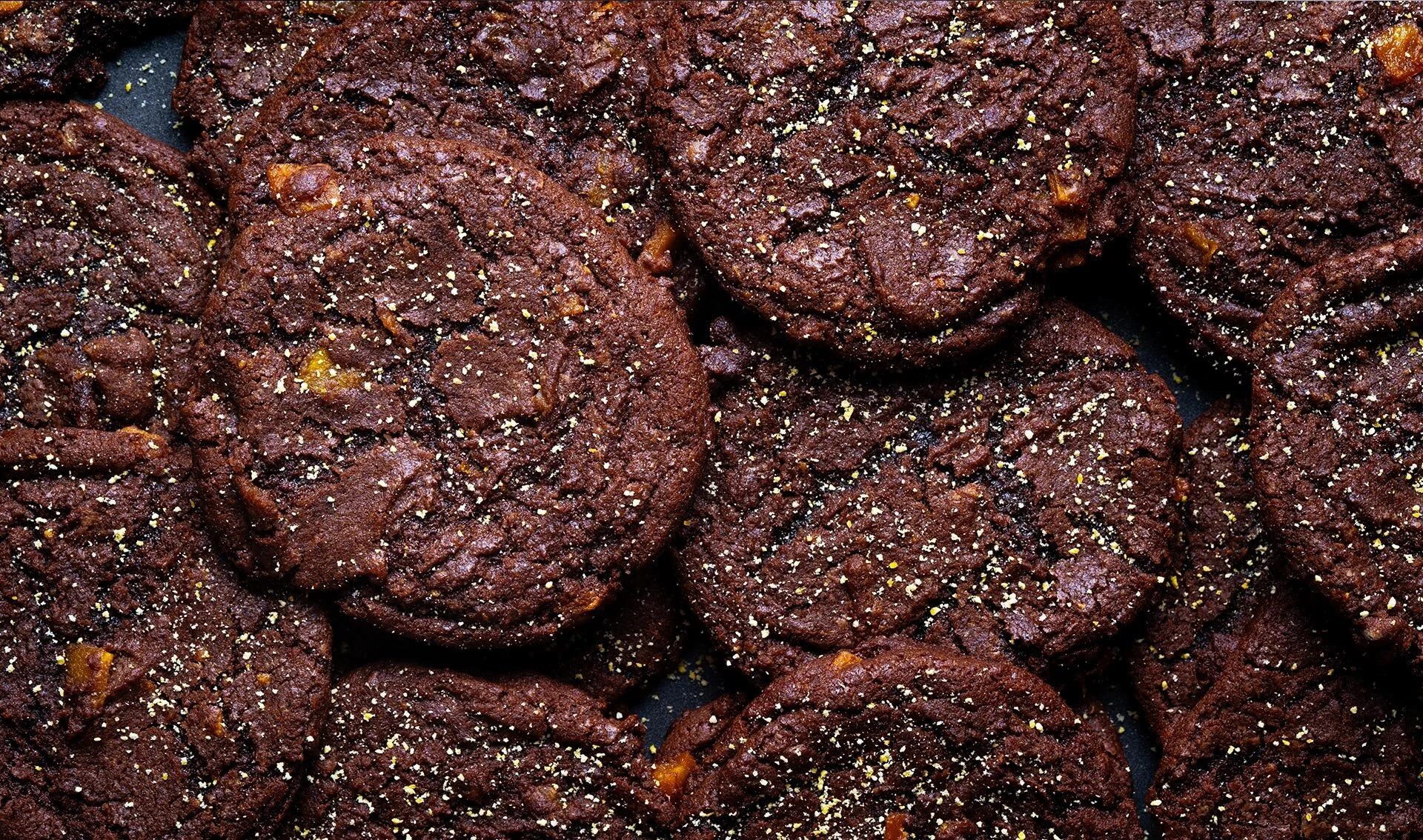 Dark Chocolate Mango Cookie - FI.jpg