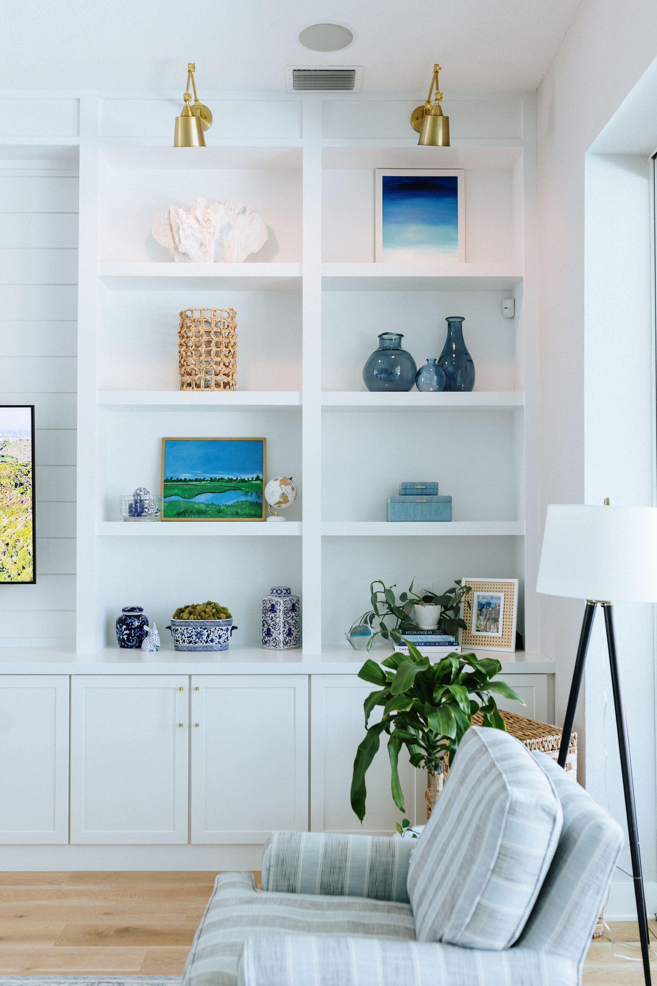 8315 Redonda Loop-10.jpg