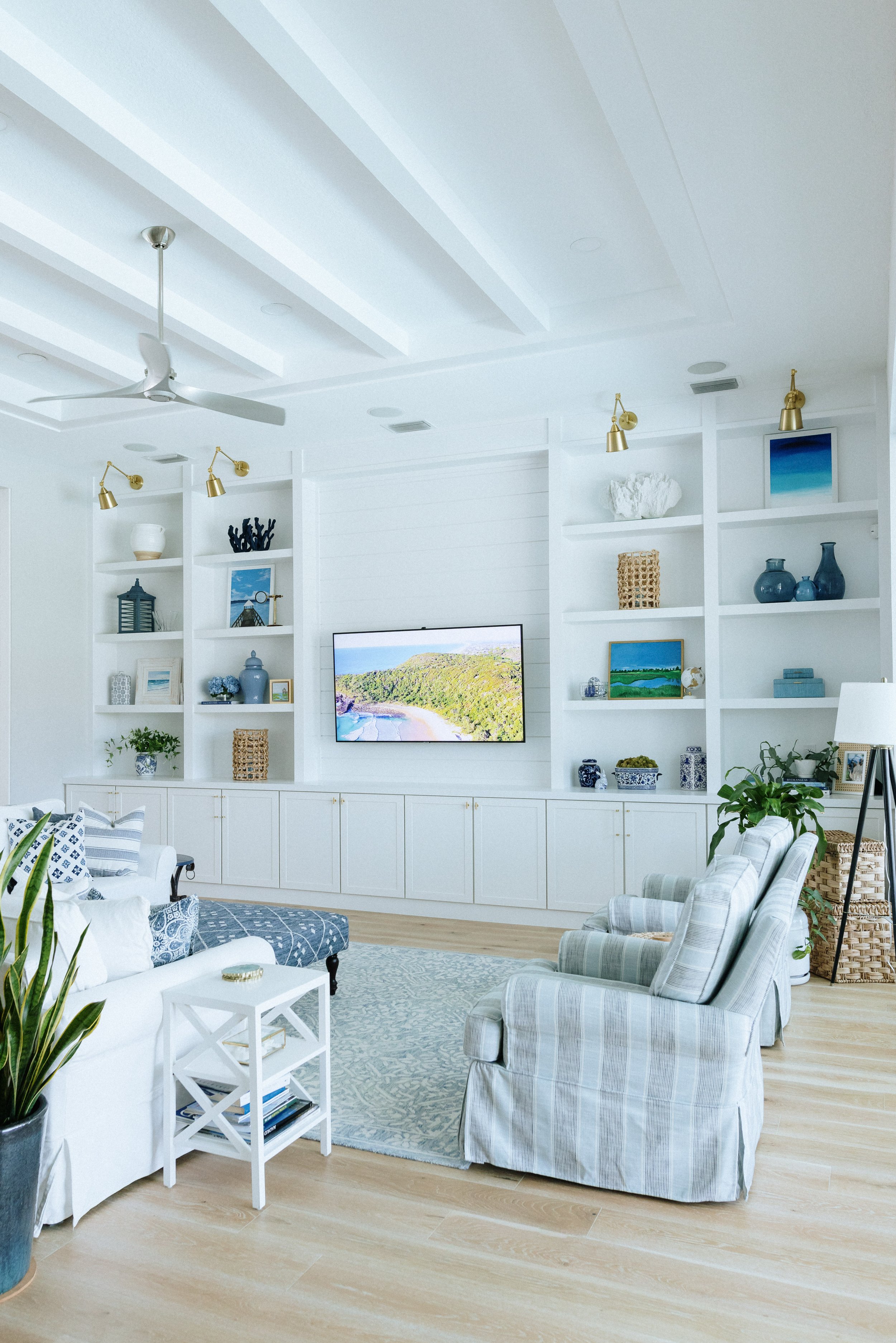 8315 Redonda Loop-1.jpg