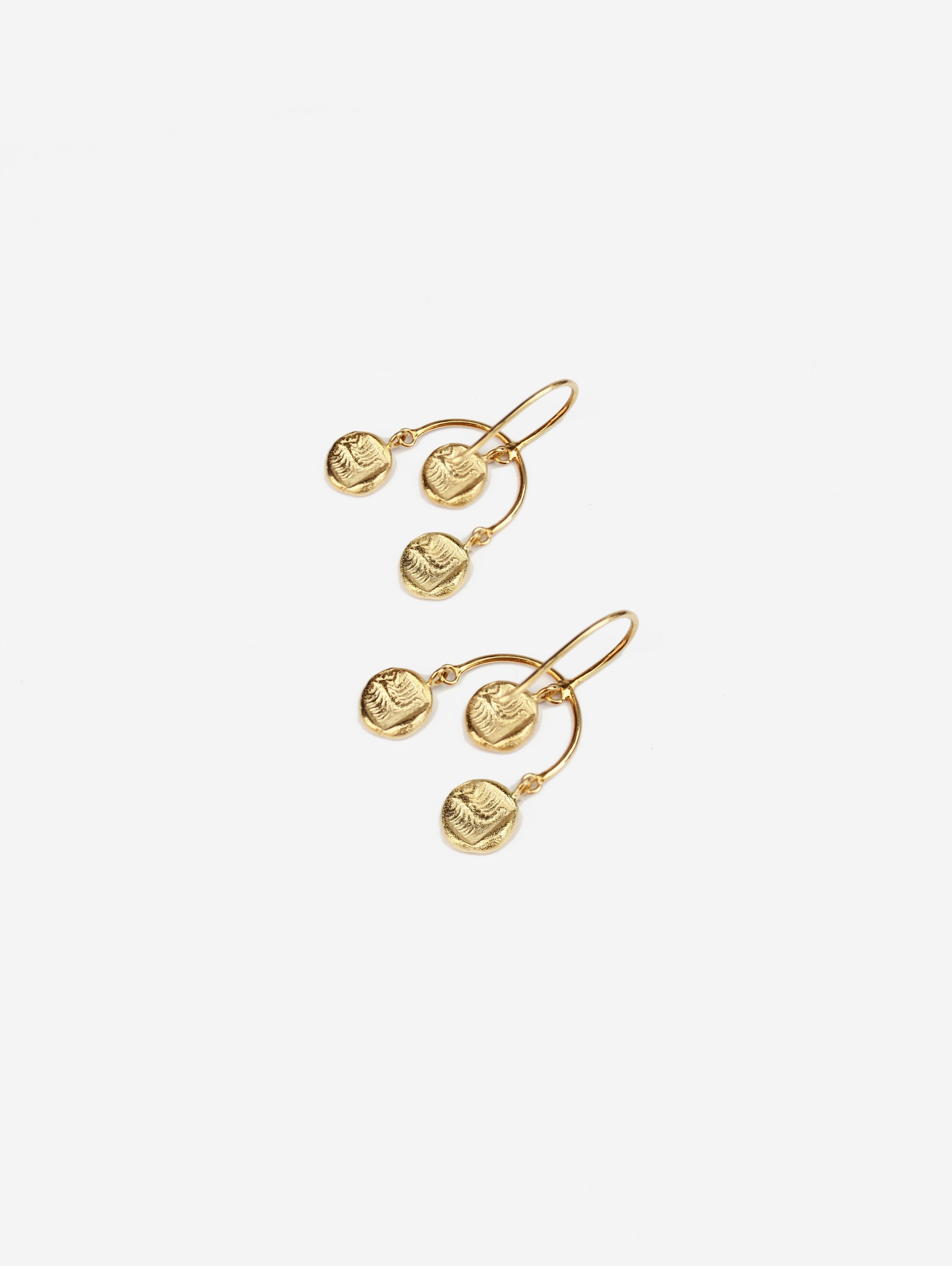 omphale-chandelier-earrings-elisabethschotte.jpg