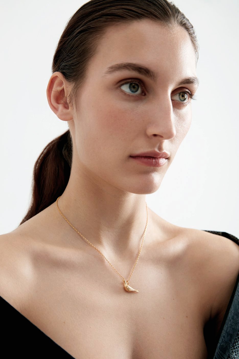 dove-necklace-Elisabeth-Schotte-2022-05.jpg