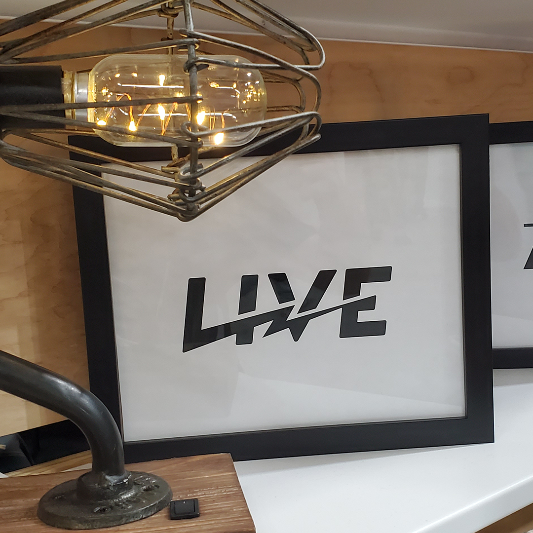 Live Logo Display.png
