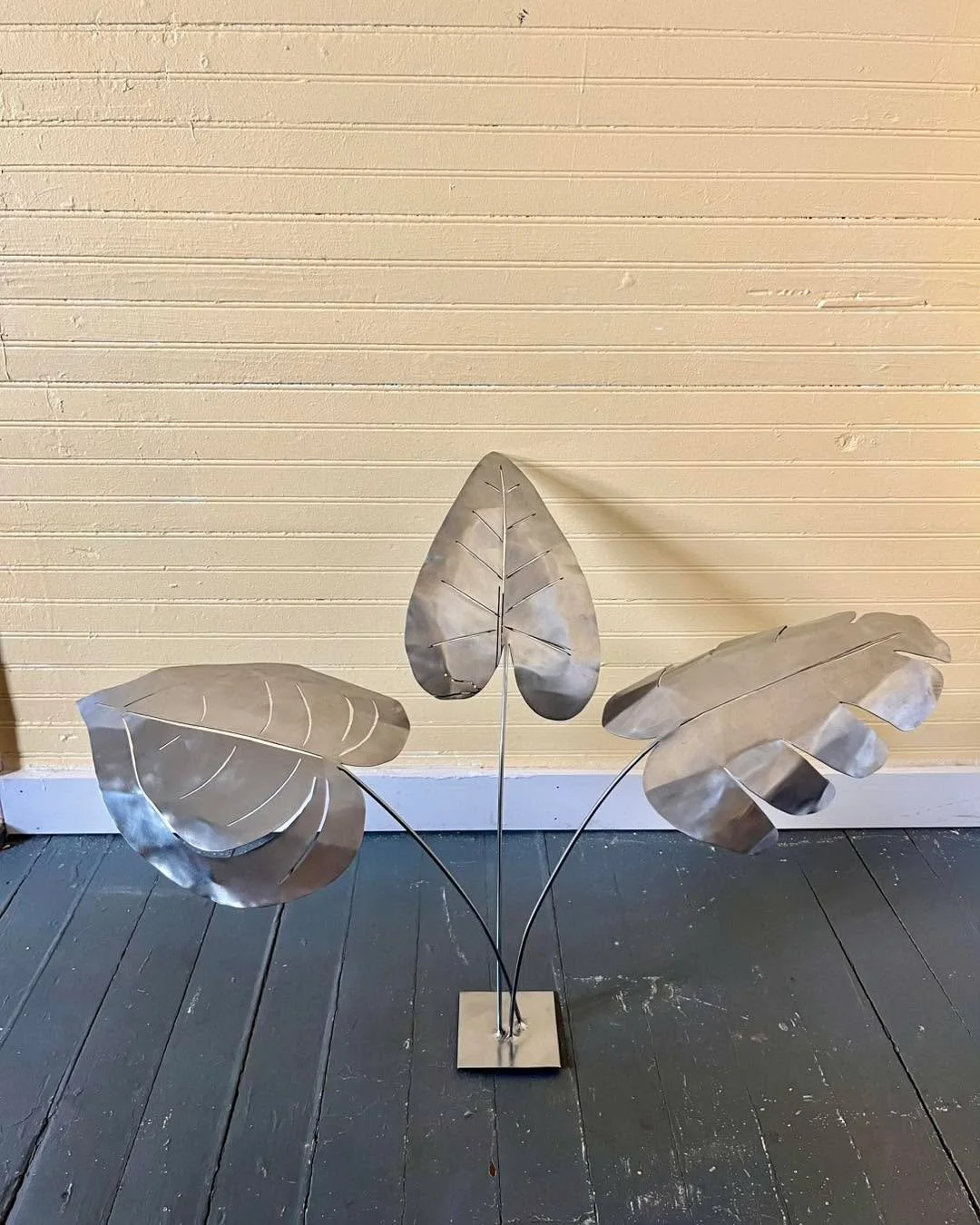 Alocasia &bull;  Anthurium &bull;  Monstera 🌿

#thelittleredweldingshop #metalart #custommade #fabrication #welding #femalefabricators #monstera #alocasia #anthurium