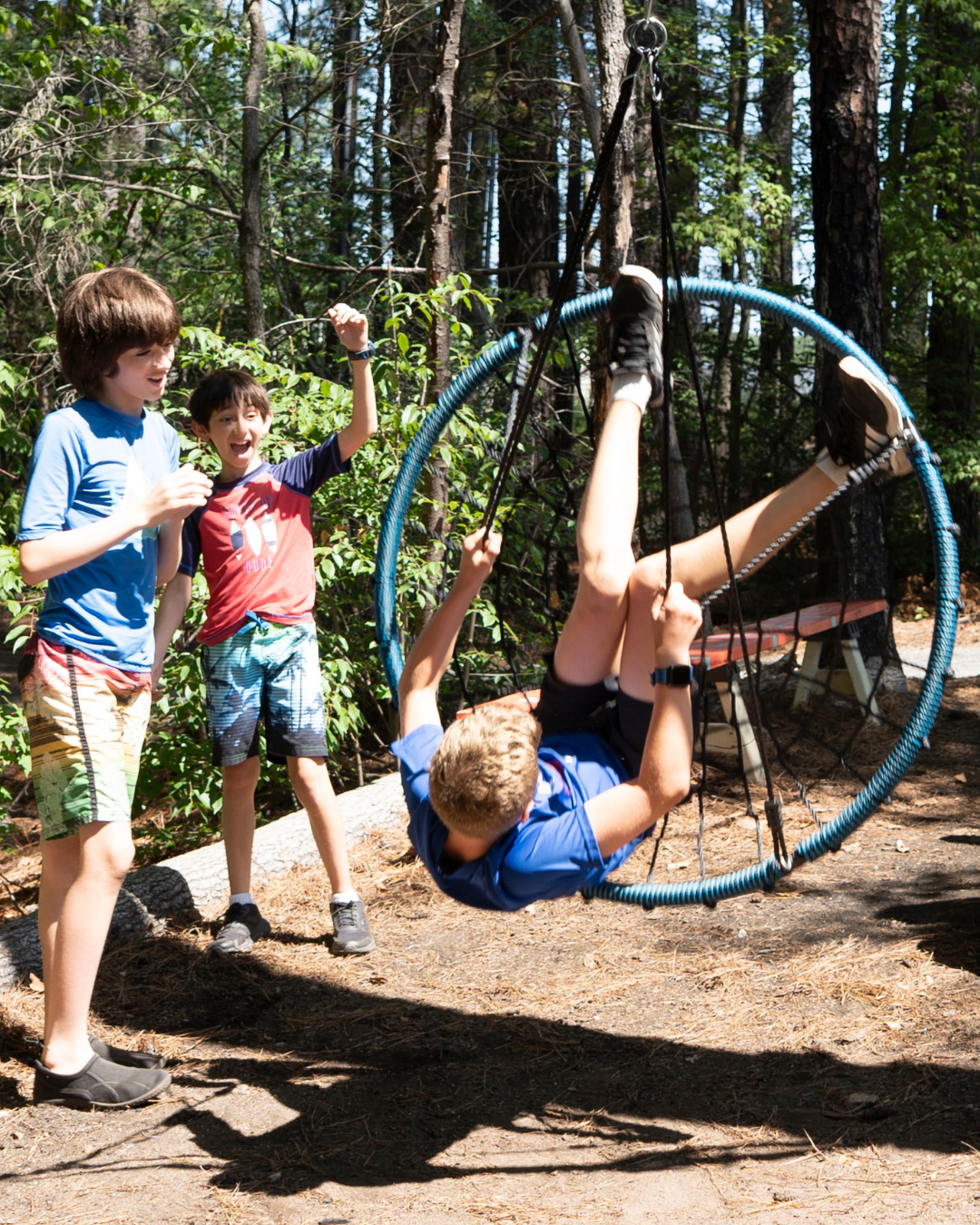 SOCIAL 2 GRID - 4 ROPE CIRCLE.png