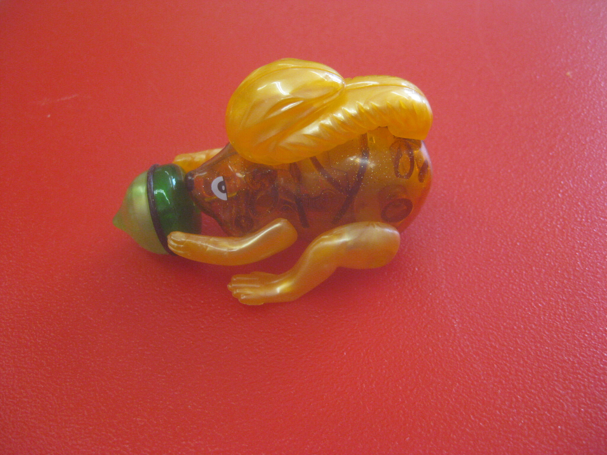 Wind-up spinning squirrel