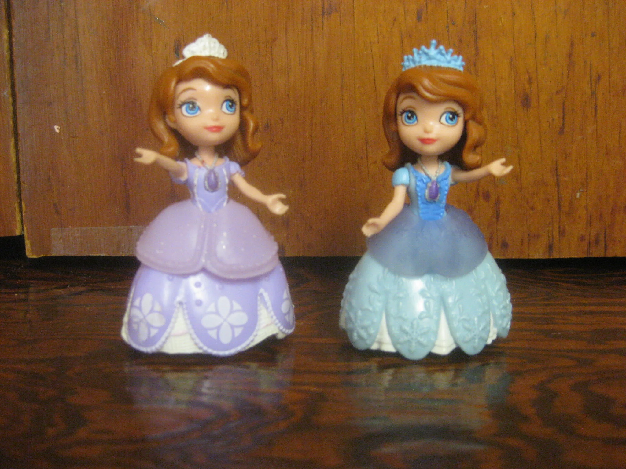 Purple Sofia &amp; Blue Sofia