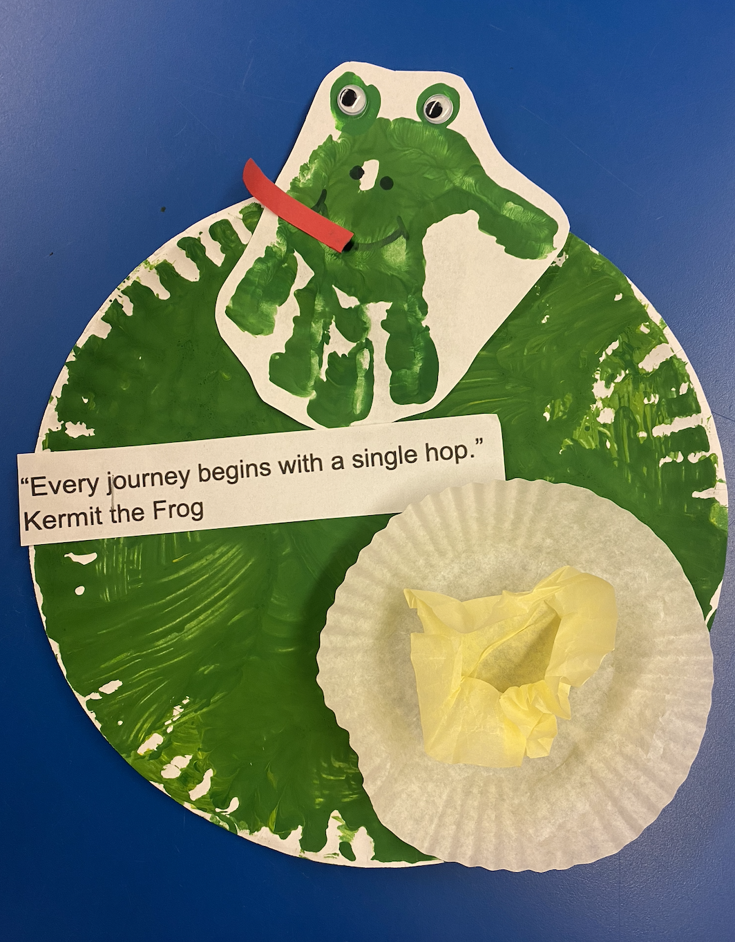 hand print frog lily pad.png
