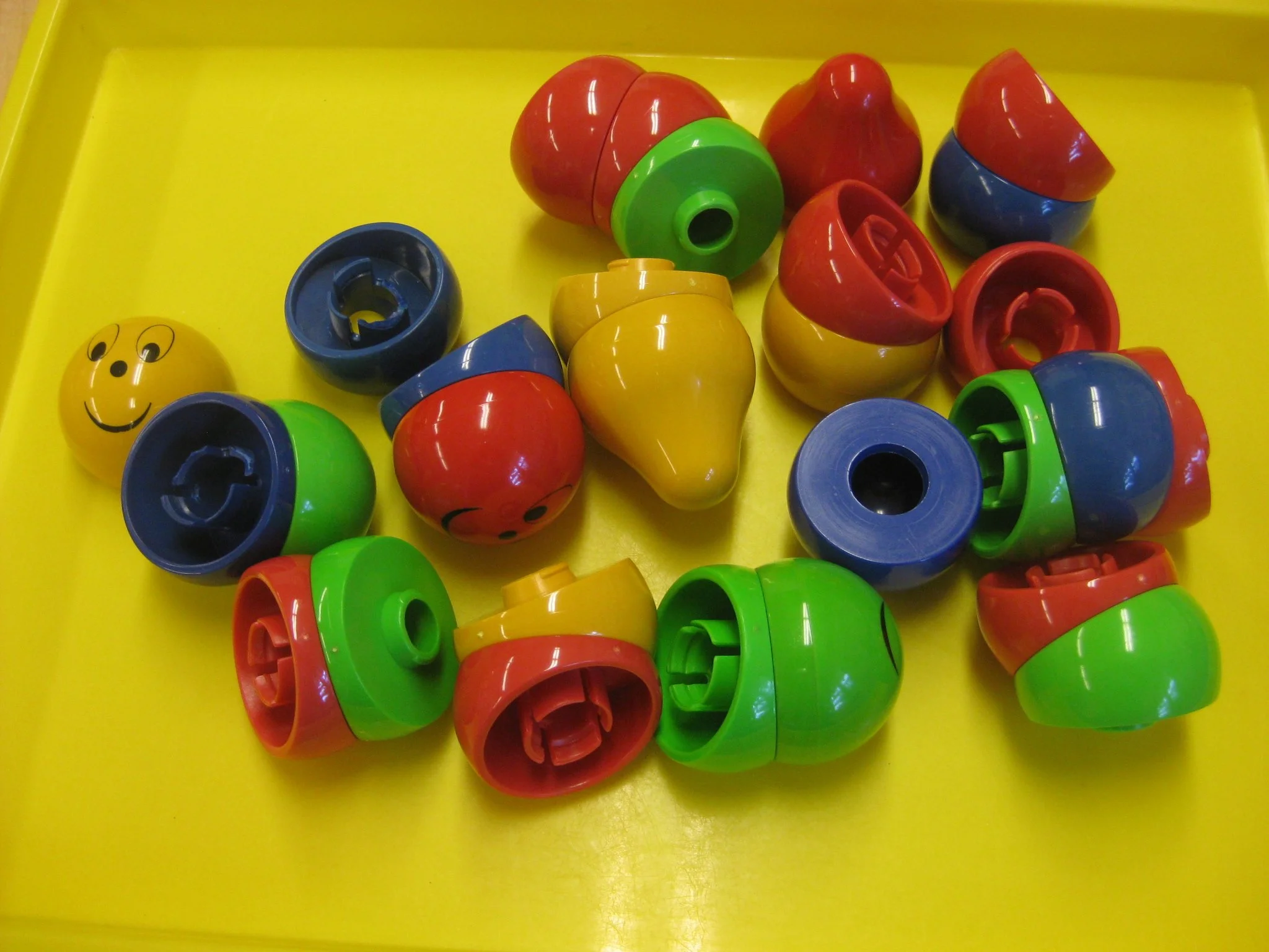 Snap together caterpillar