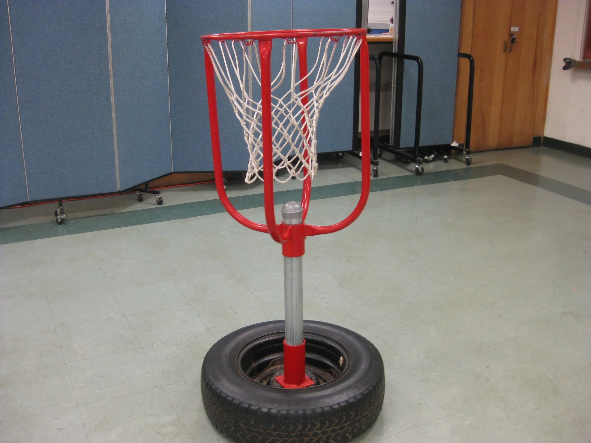 Mini basketball hoop