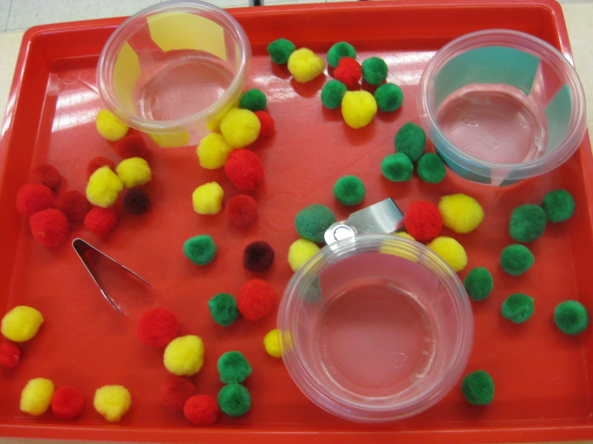 Red, green, yellow 'apple' sorting