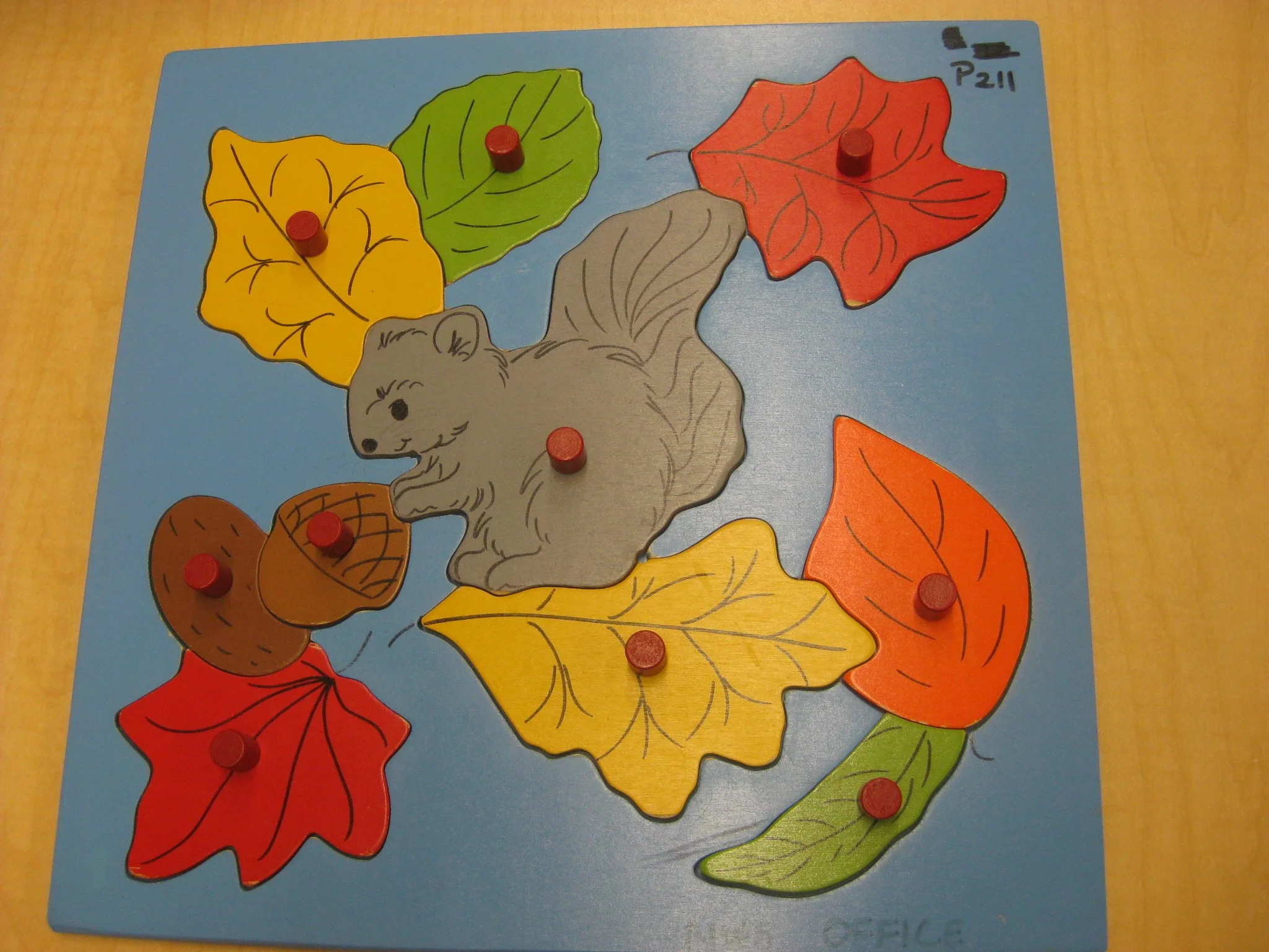 Squirrel and leaves puzzle