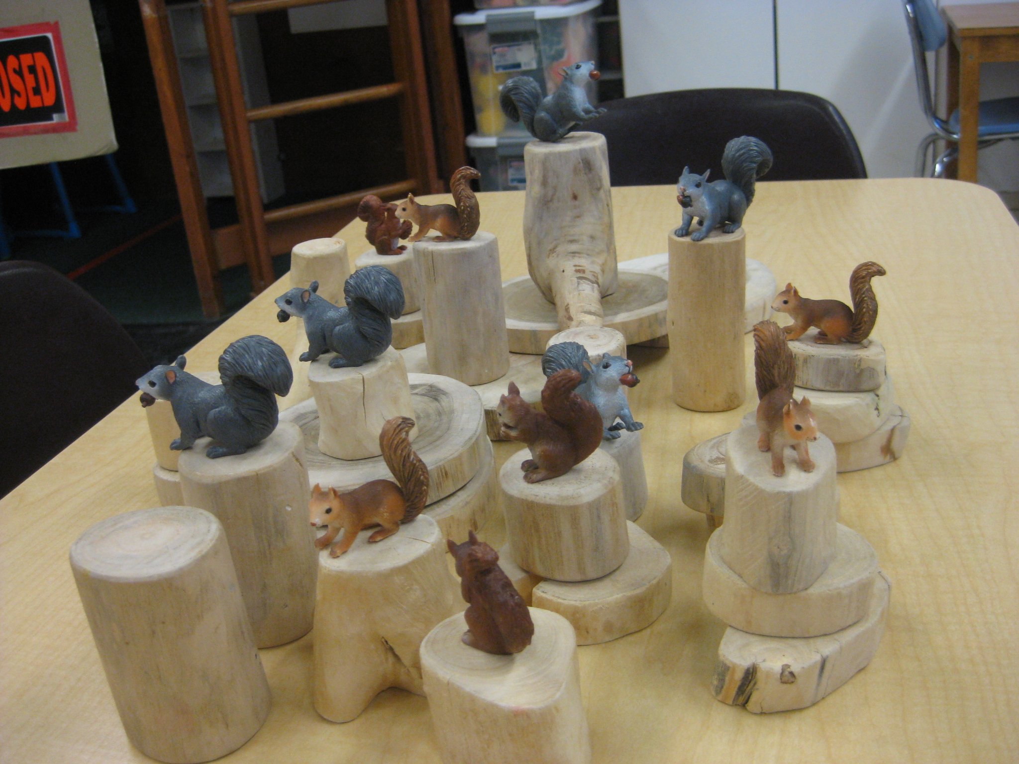 Tree blocks and squirrels