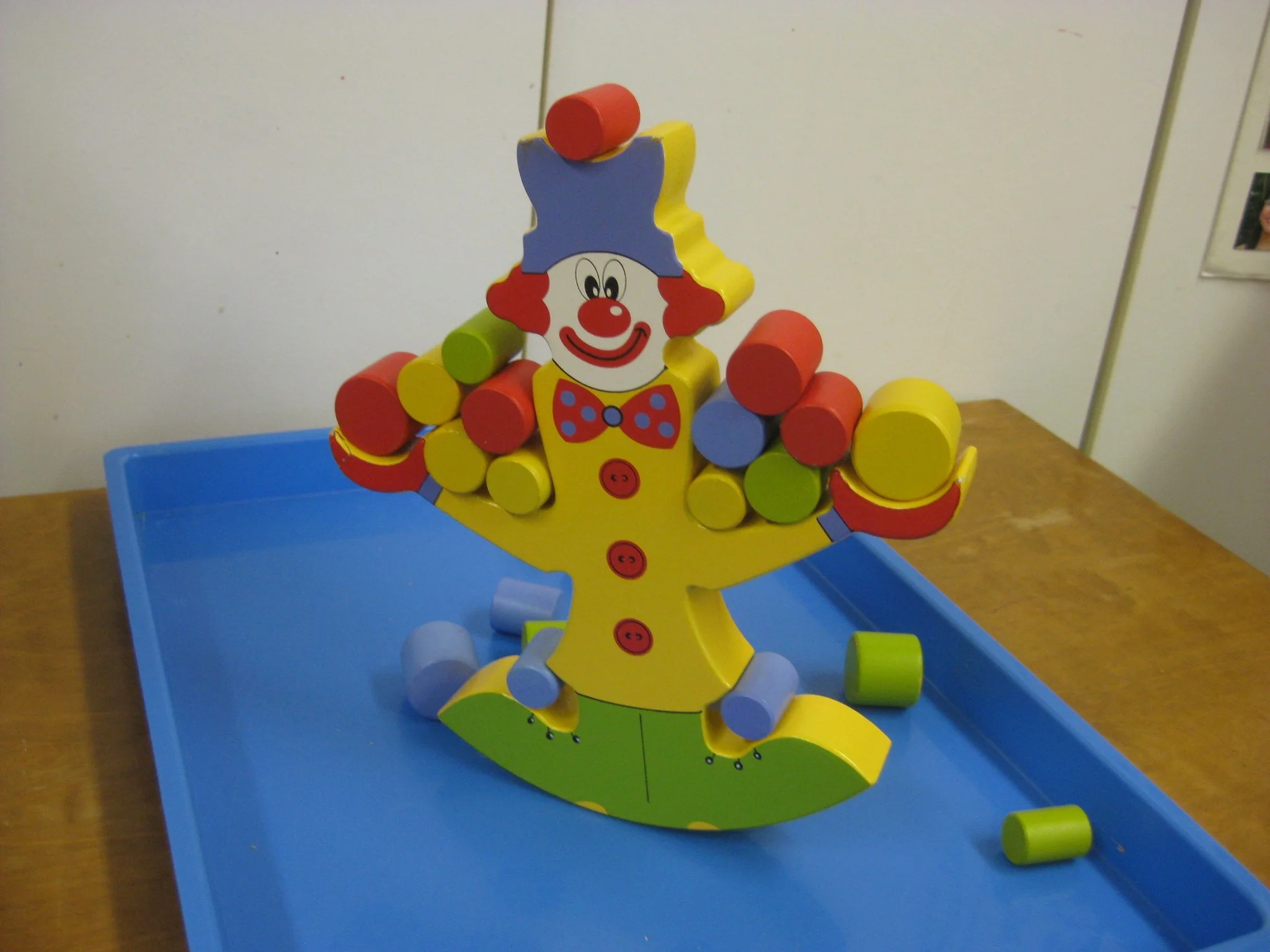 Balancing clown