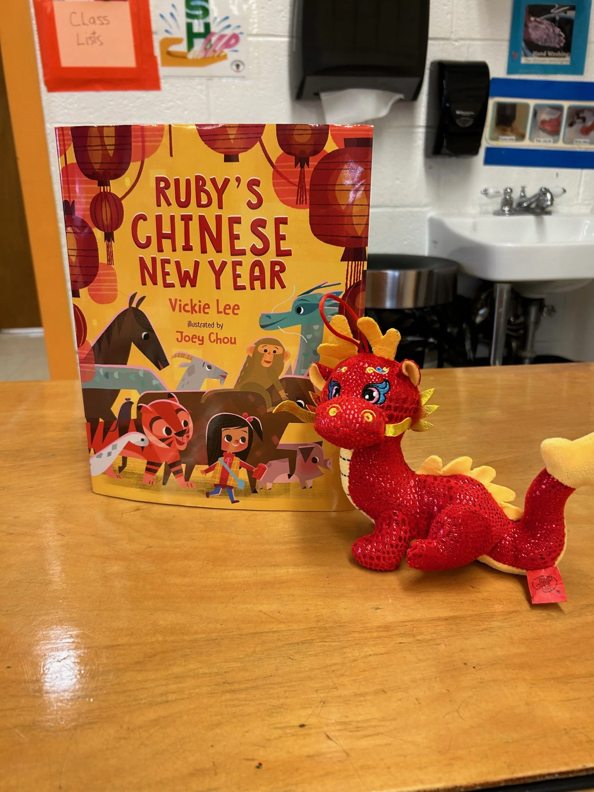  Circle Time dragon visitor