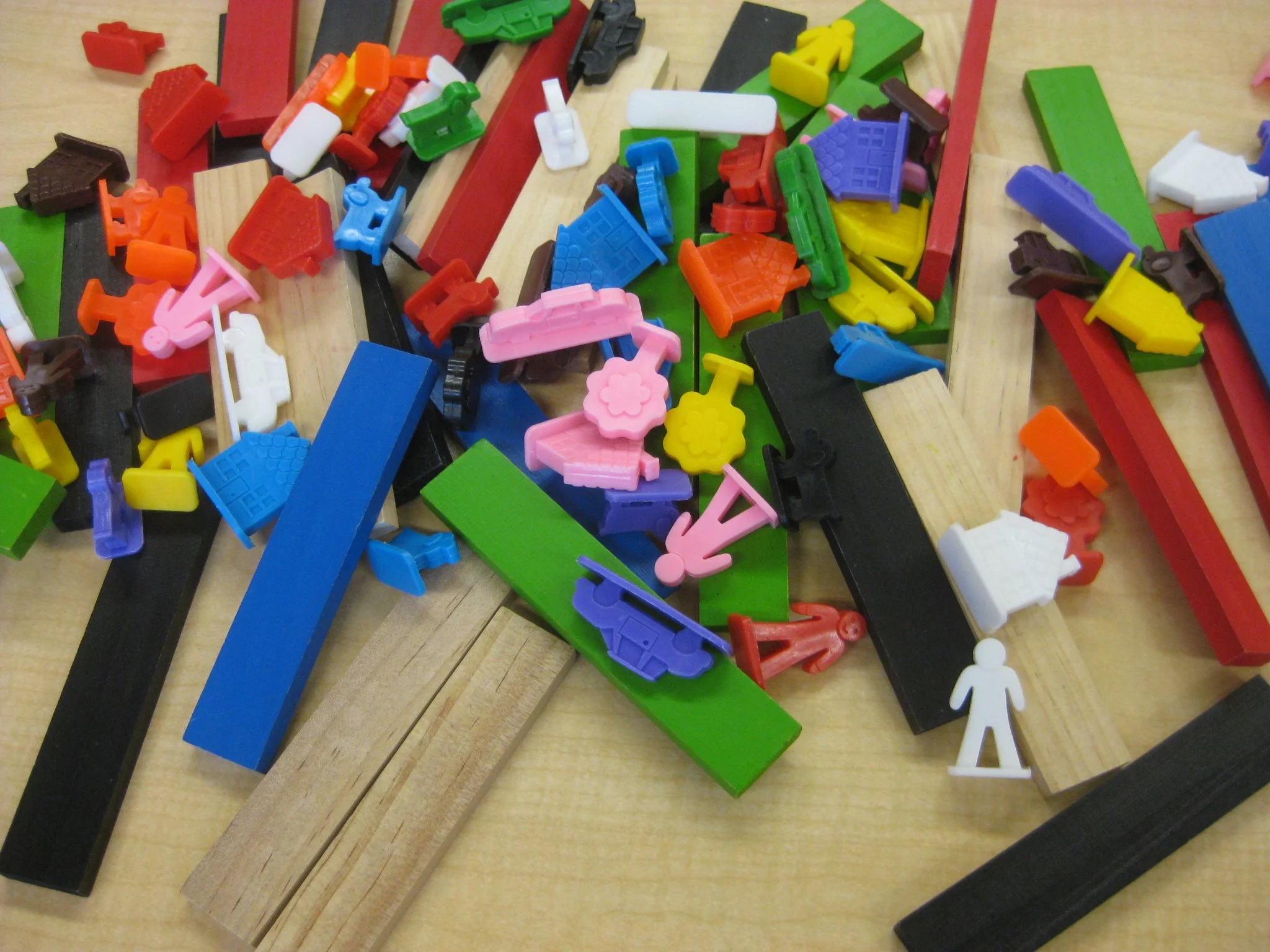 Kapla blocks and city shapes 