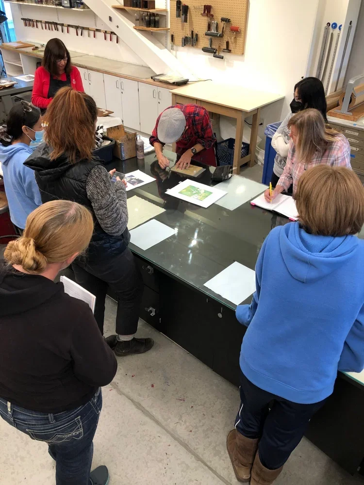 Printmaking students with Toru Sugita