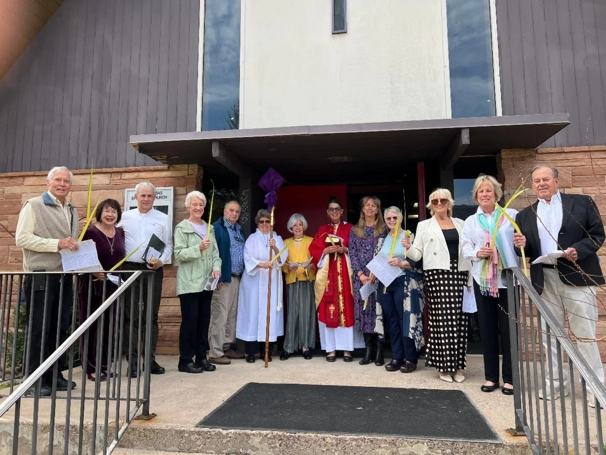 Group picture of congregation, Easter 2025