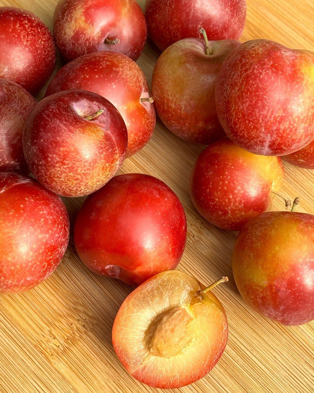 Got shoppers looking for a bigger, tangier cherry or that sweeter, snappier plum? Time to meet their perfect summer match. About the size of a golf ball, organic Verry Cherry plums pack the best of both worlds for a crunchy, juicy, tasty summertime t