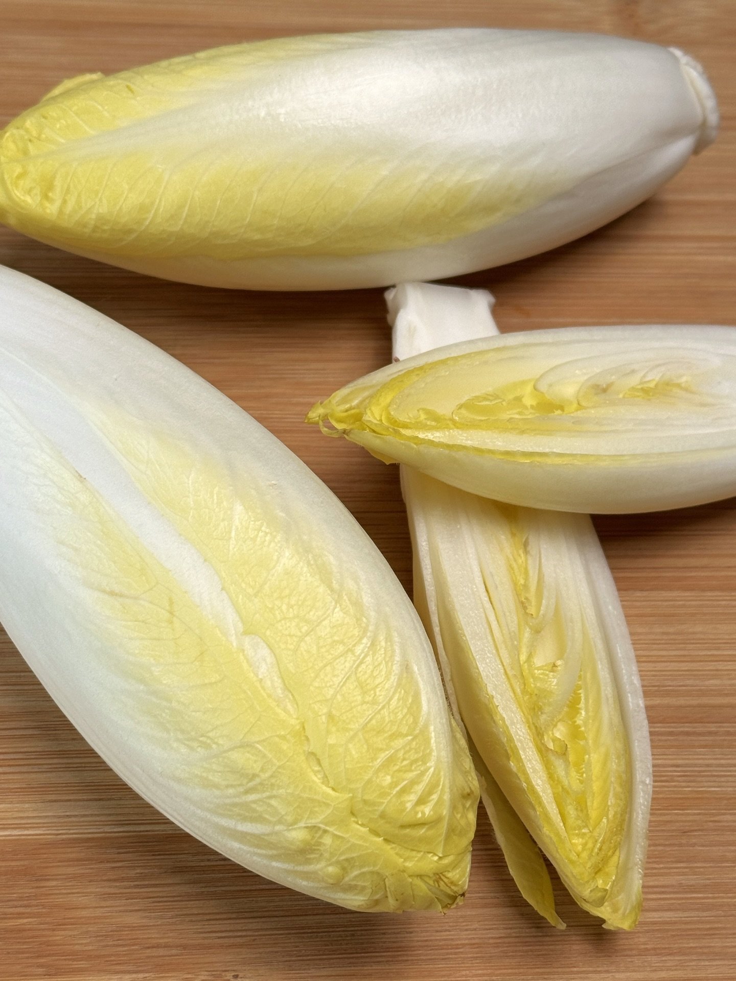 The holiday season is officially underway, let&rsquo;s highlight what&rsquo;s in season, tasting its best and topping our favorites list.​
Take a look at OGC&rsquo;s Peak Picks of the Week:​
​
✨ NW Belgian Endive: ​A labor-intensive growing process f
