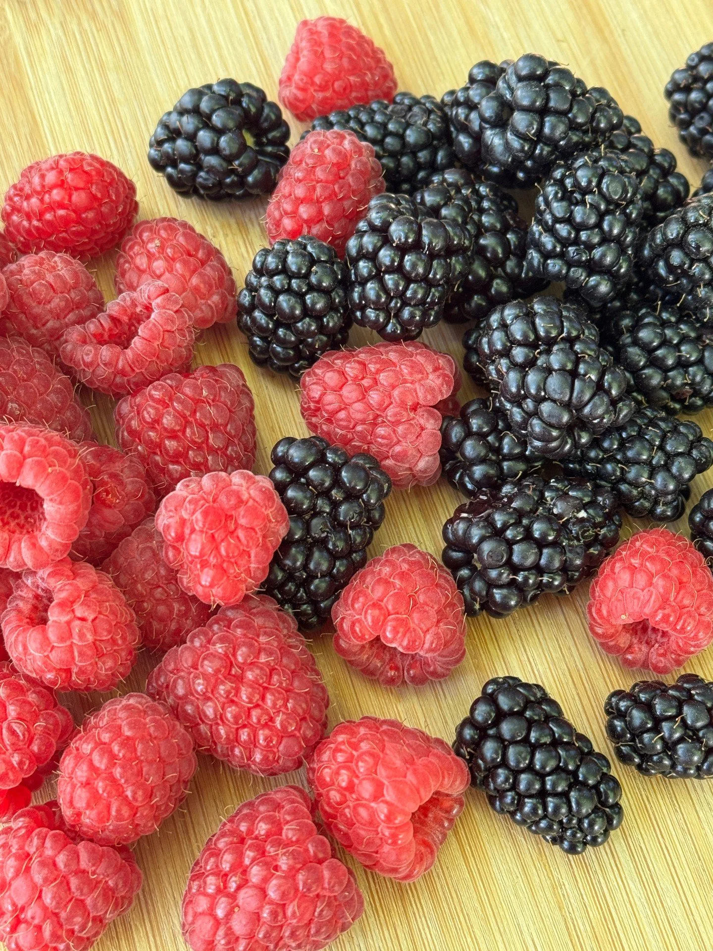 OGC&rsquo;s Peak Picks of the week:

Fresh, gorgeous cane berries in plastic-free open half pints are sure to signal shoppers&rsquo; sweet tooth. Oregon is one of the top states in the country for growing these tasty beauties, so grab a few of the na