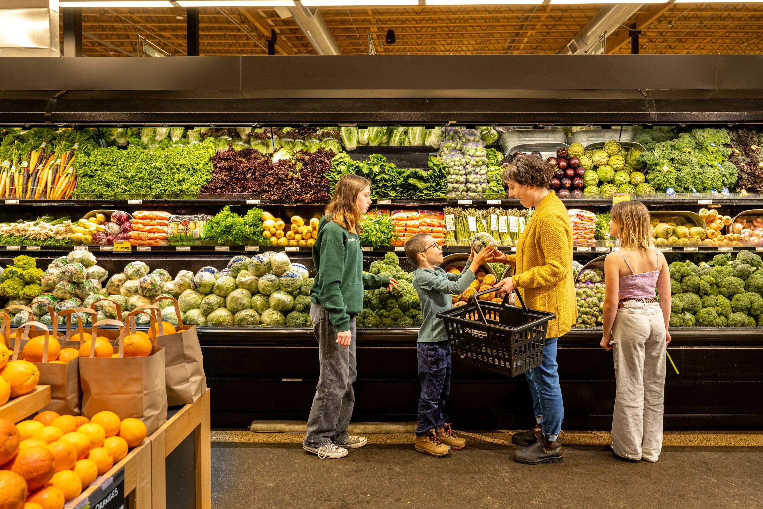 2024_New_Seasons_Produce_Dept_0030.jpg